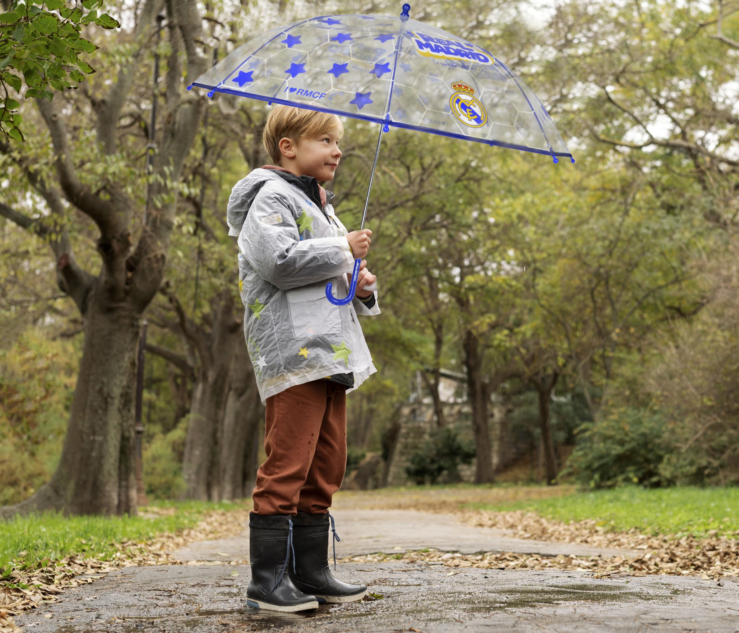 CYPBRANDS Paraguas infantil Real Madrid, Paraguas Manual para Niños, Transparente, 8 Varillas, Tubo Metálico