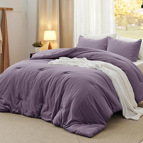 Bedsure Queen Size Comforter Set, Grayish Purple Soft Prewashed Bedding for All Seasons, 3 Pieces GentleSoft™ Down Alternative Bed Set, 1 Lightweight Comforter (90"x90") and 2 Pillowcases (20"x26")