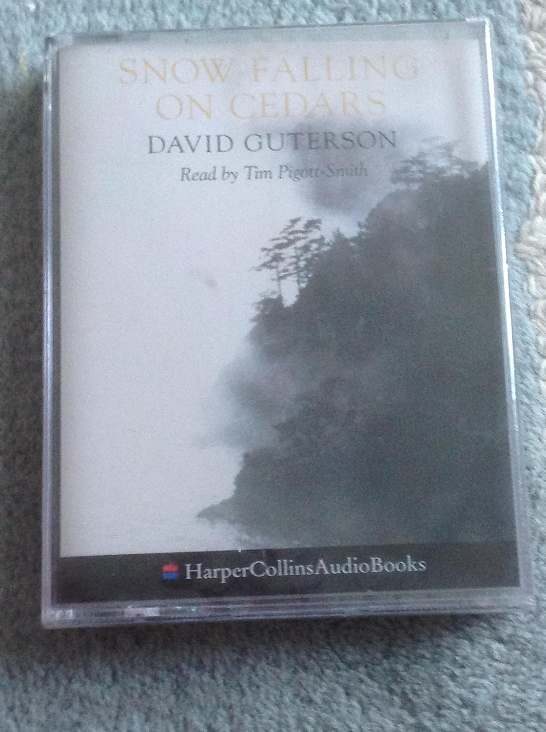 Snow Falling on Cedars: David Guterson: 9780001052079: Amazon.com: Books