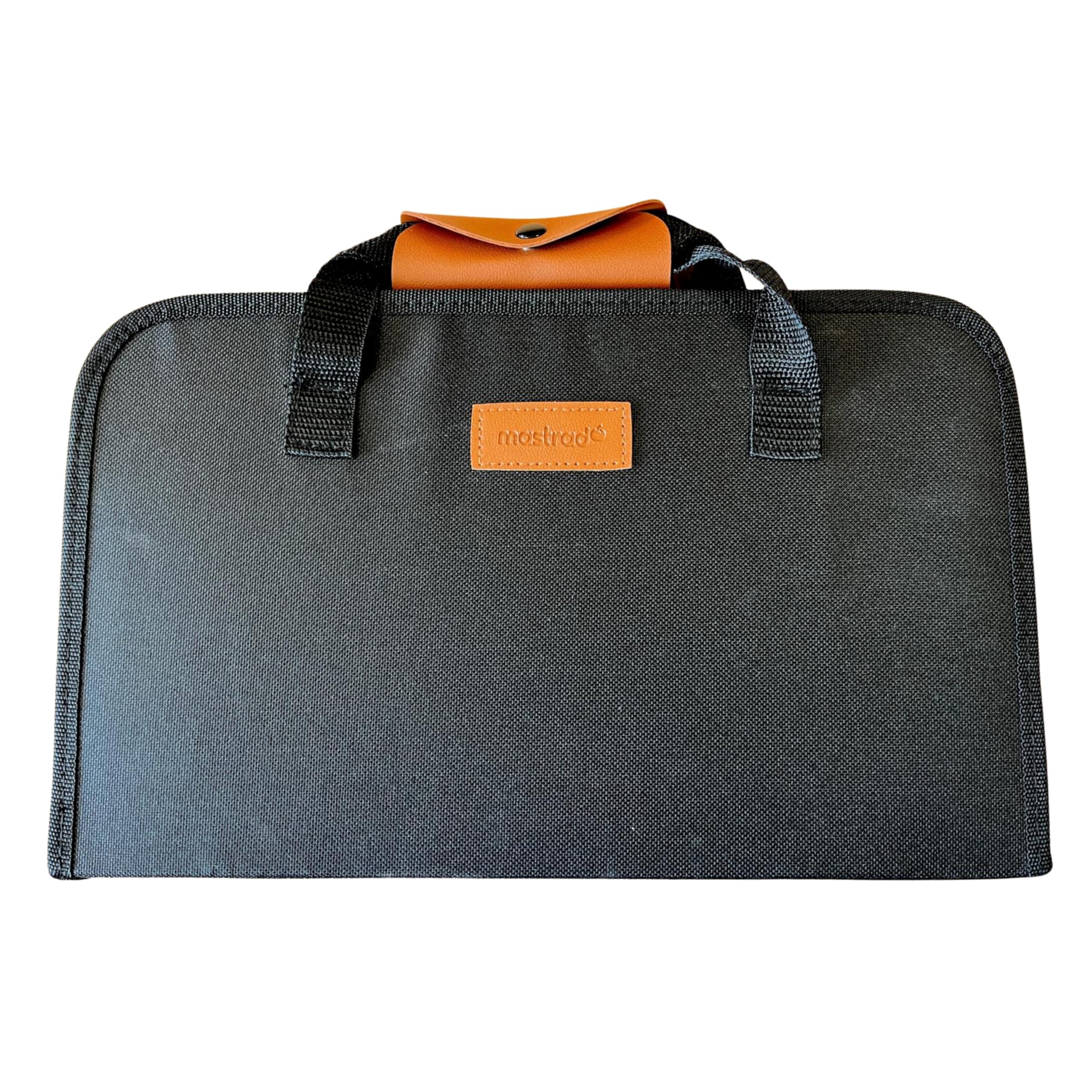 Mastrad Set di valigie per barbecue con tagliere e 4 utensili per barbecue, posate per barbecue in acciaio inox e legno, portatile, ideale per barbecue, campeggio e regalo