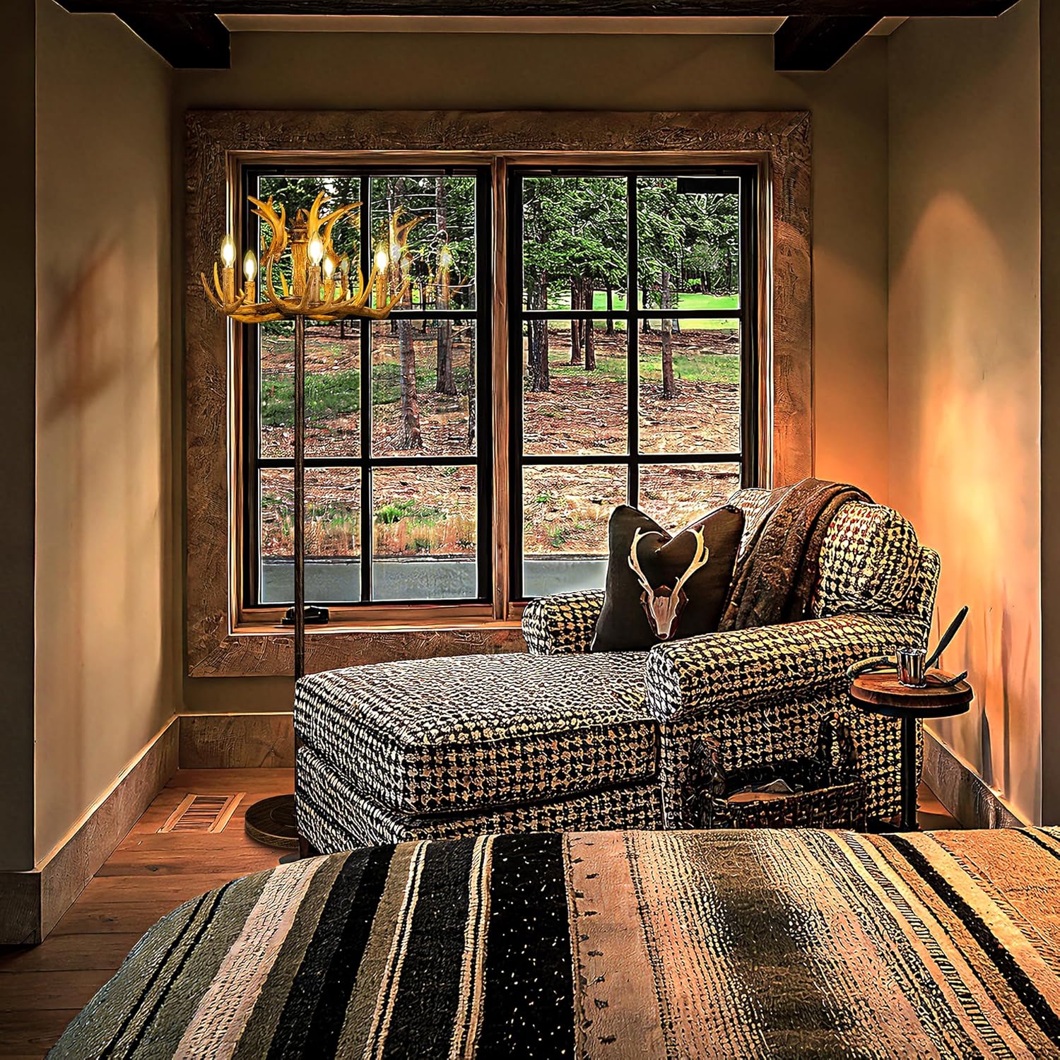 Wellmet Bronze Floor Lamp for Living Room, Farmhouse Floor Lamps for Bedroom, Vintage Rustic Deer Antler Art Standing Lamp Unique Floor Lamp for Cabin Corner Decorative