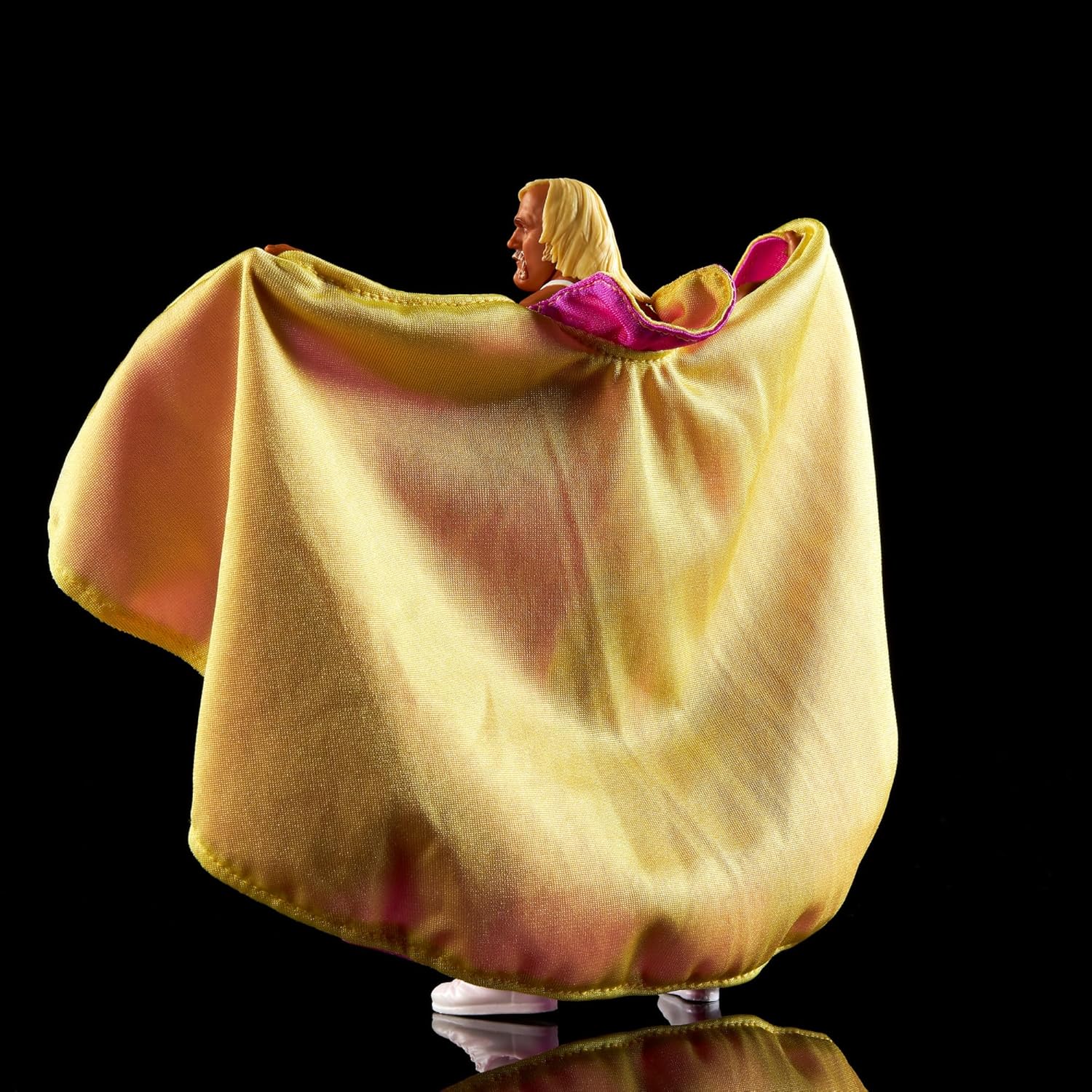 Mattel WWE Hulk Hogan Elite Legend Collection Articulated Figure, Interchangeable Hands & Accessories, Truefx Technology, 25 Joints, Collectable, Children's Toy, Ages 3 Years, HVF55