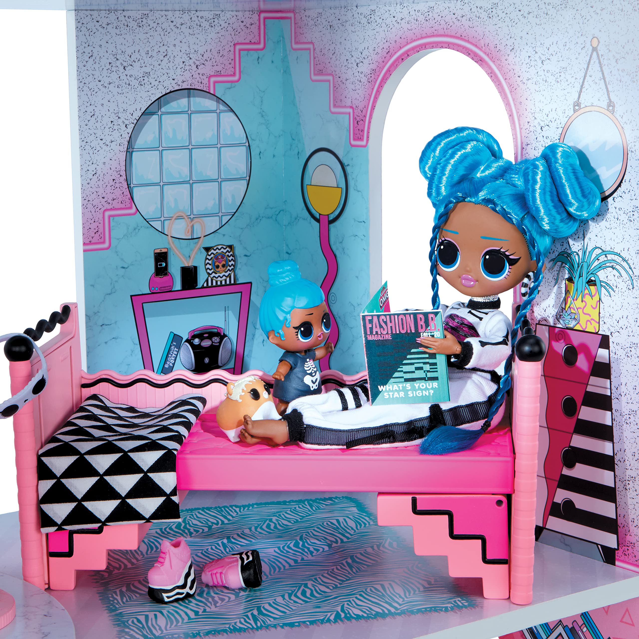 L.O.L. Surprise! OMG House of Surprises - 85+ Überraschungen, 4 Stories, 10 Räume - Inklusive Möbel, Accessoires und mehr - passend für LOL Surprise & OMG Dolls - Sammelpuppenhaus für Mädchen ab 3+