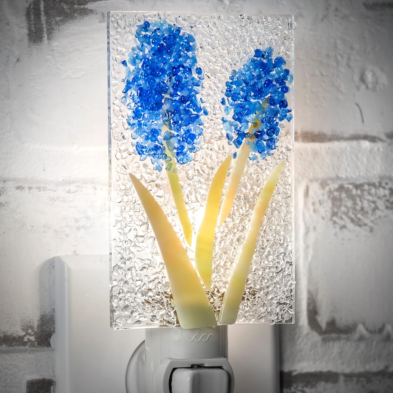 J Devlin Glass Art Stained Glass Blue Bell Night Light – Handcrafted Plug-in Nightlight with Fused Glass Flower Design in Blue and Clear – Elegant Home Décor & Accent Light