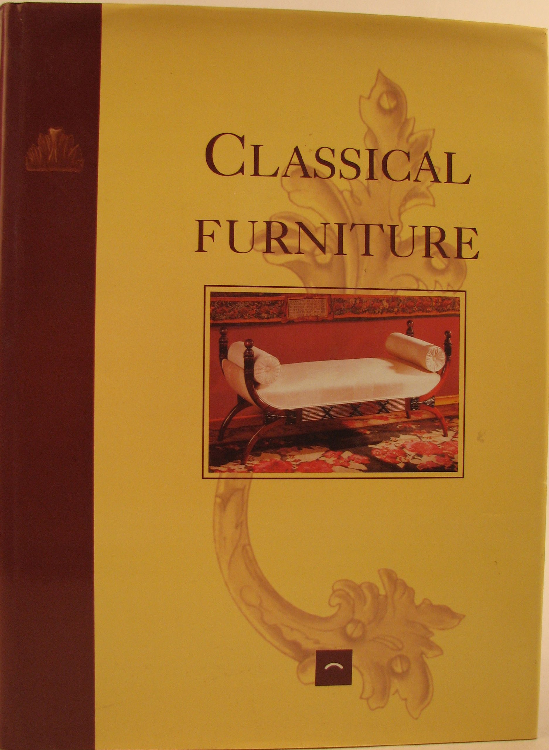 Aménagement classique meuble TV pour dissimuler les câbles du salon de style