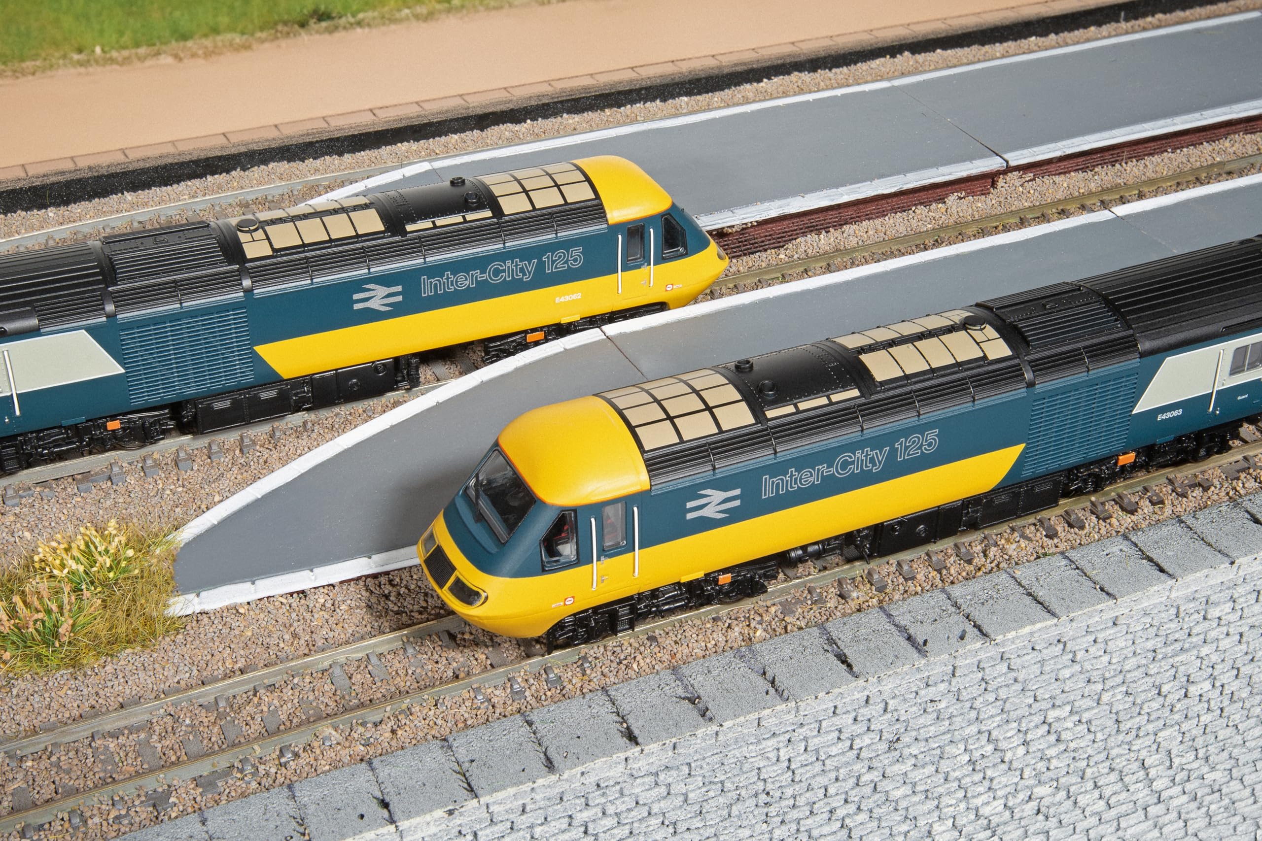 Hornby TT 1004M Intercity 125 Zestaw Pociągów Dużych Prędkości Cyfrowe Zestawy Pociągów