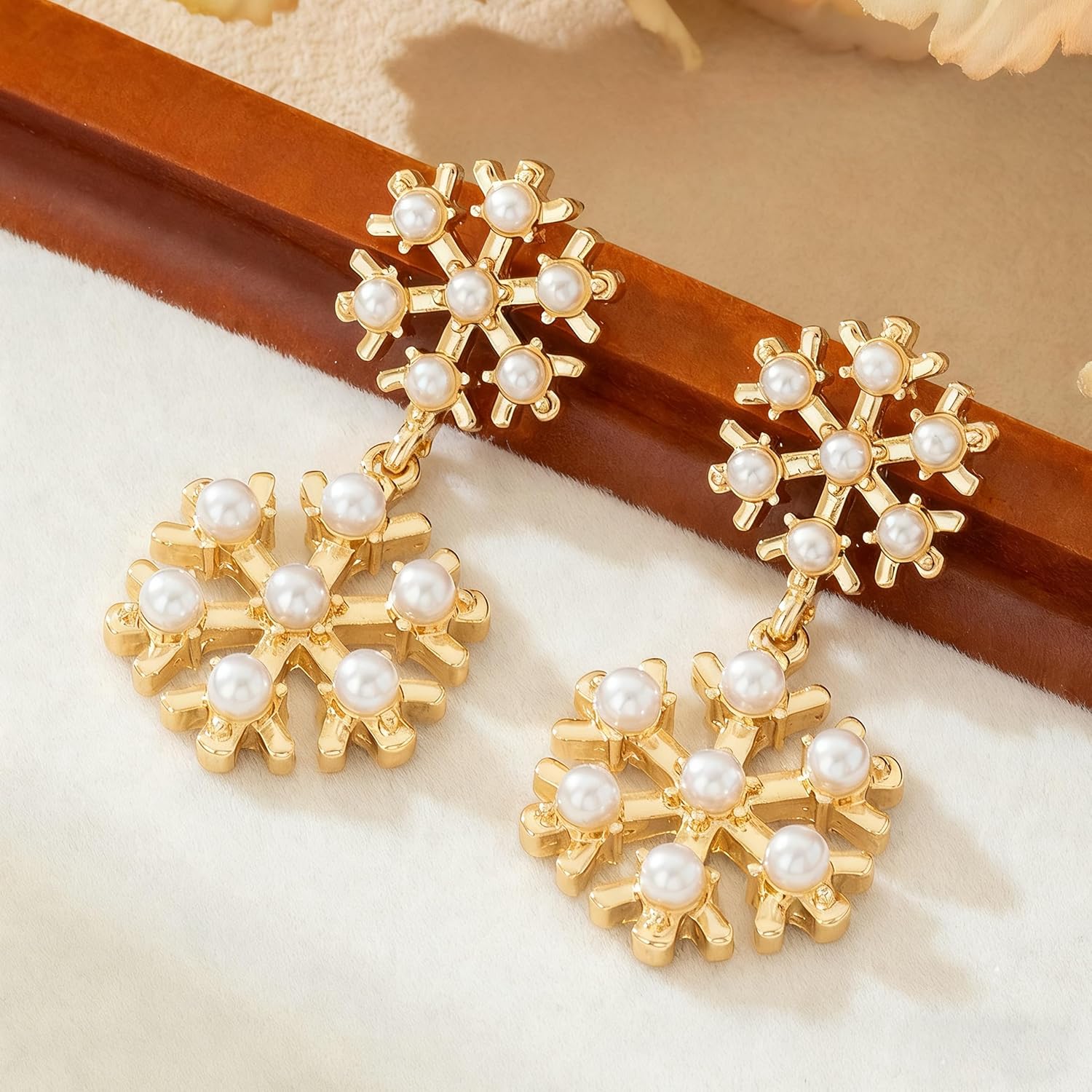 Christmas Snowflake Earrings Snowflake Faux Pearl Dangle Drop Earring Winter Earrings Christmas Holiday Jewelry for Women - Image 4