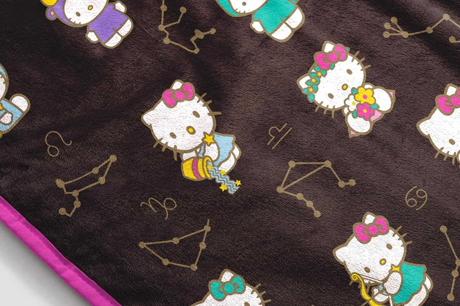 Jay Franco Plush Throw Blanket – Soft & Comfy Throw for Couch or Bed – Cozy Home Décor for Living Room & Bedroom, Black - Hello Kitty, 40x50 - Travel Blanket - Image 6