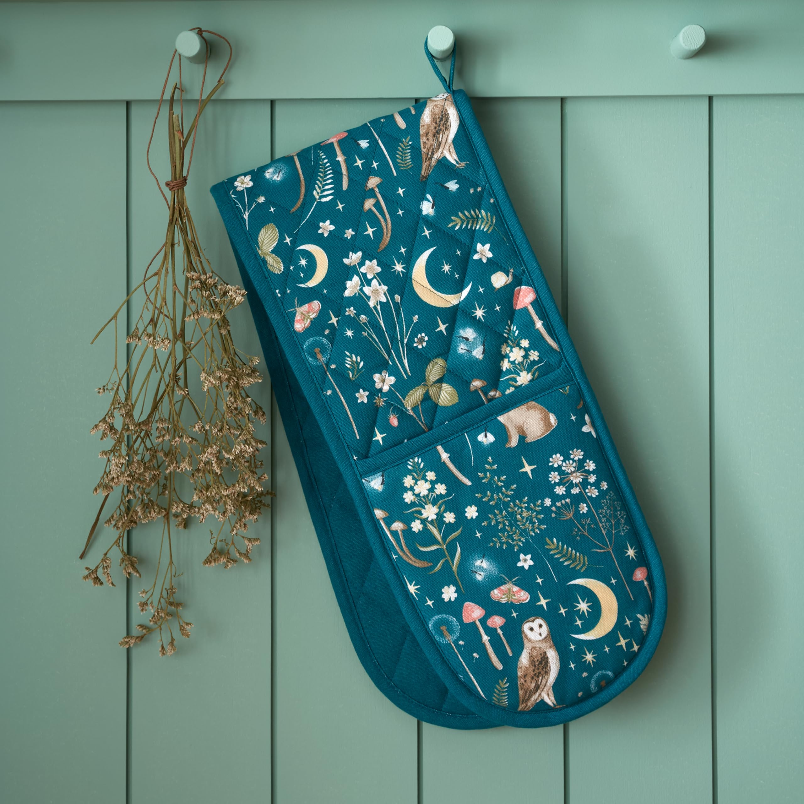Catherine Lansfield Enchanted Twilight Animals Kitchen Double Oven Glove Green