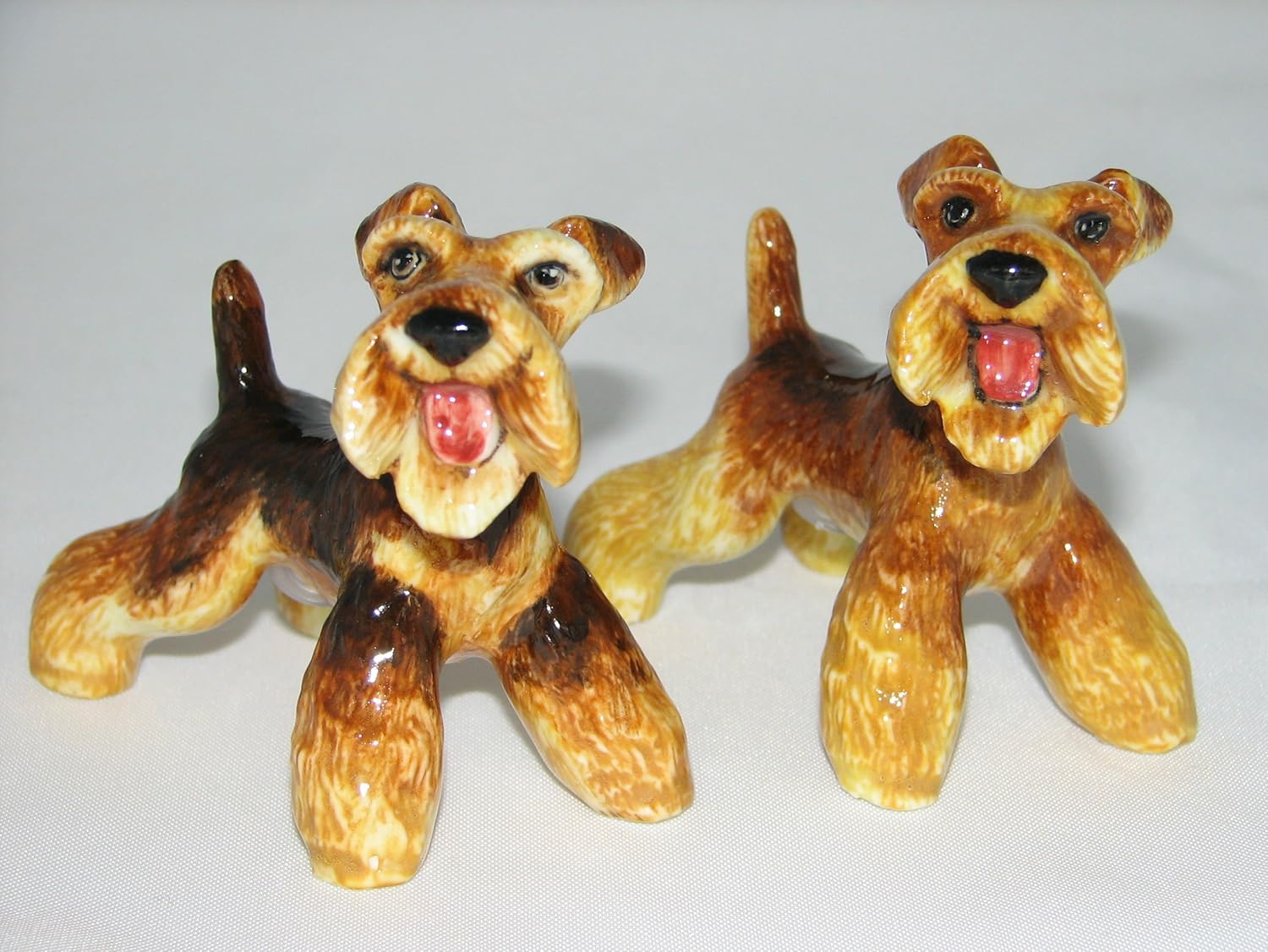 Airedale Terrier Salt and Pepper Shaker Set