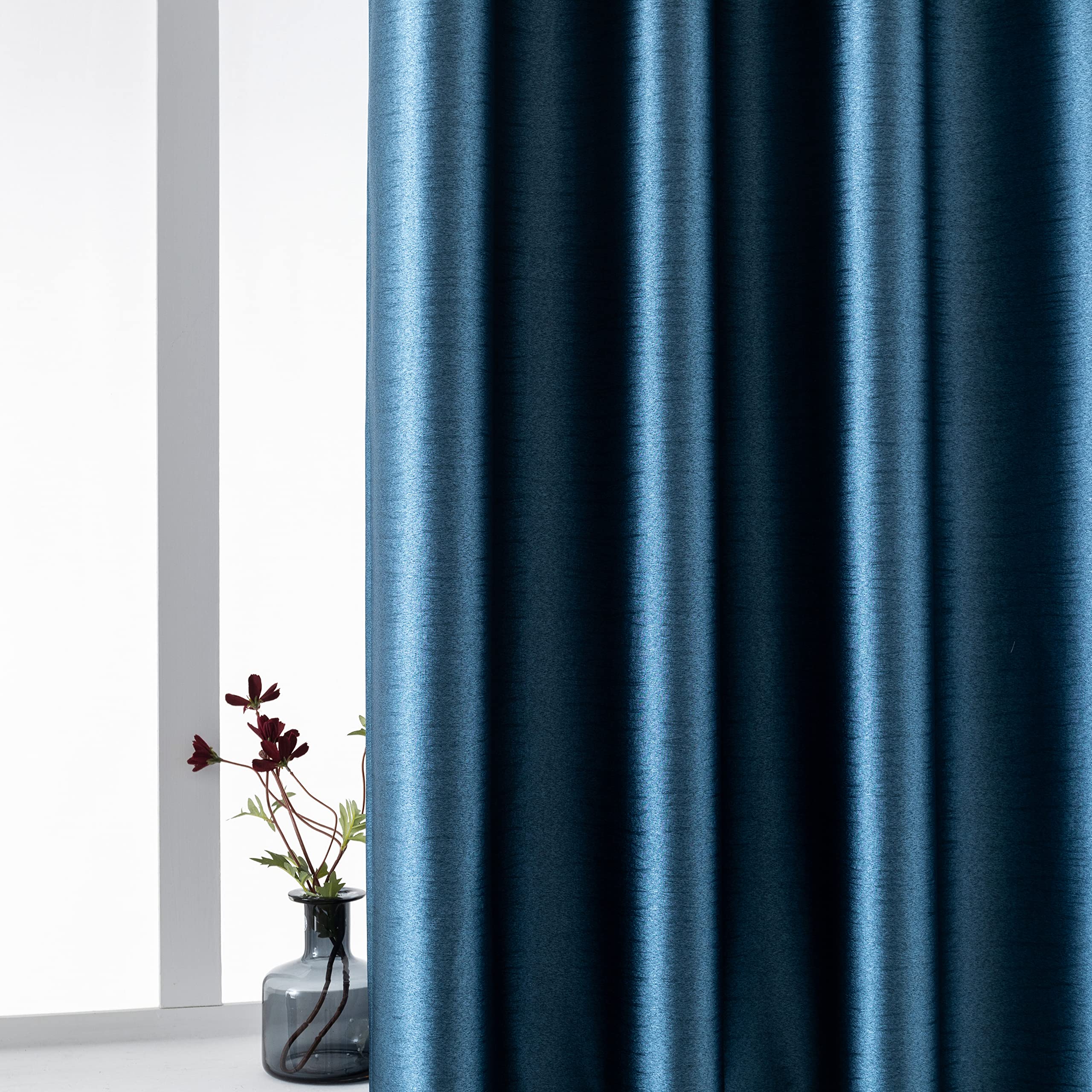 GIRASOLE HOME Coppia Tende Oscuranti Effetto Metallizzato Tenda Isolante per Soggiorno Camera Ufficio Balcone Porta Finestra 2 Pannelli con Occhielli (Blu, 140x235cm)