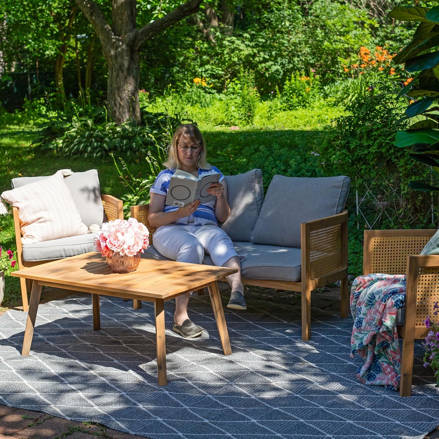 Sunnydaze Acacia 4-Piece Patio Furniture Set - Sanibel Patio Conversation Set - Outdoor Seating Lounge Furniture - Gray