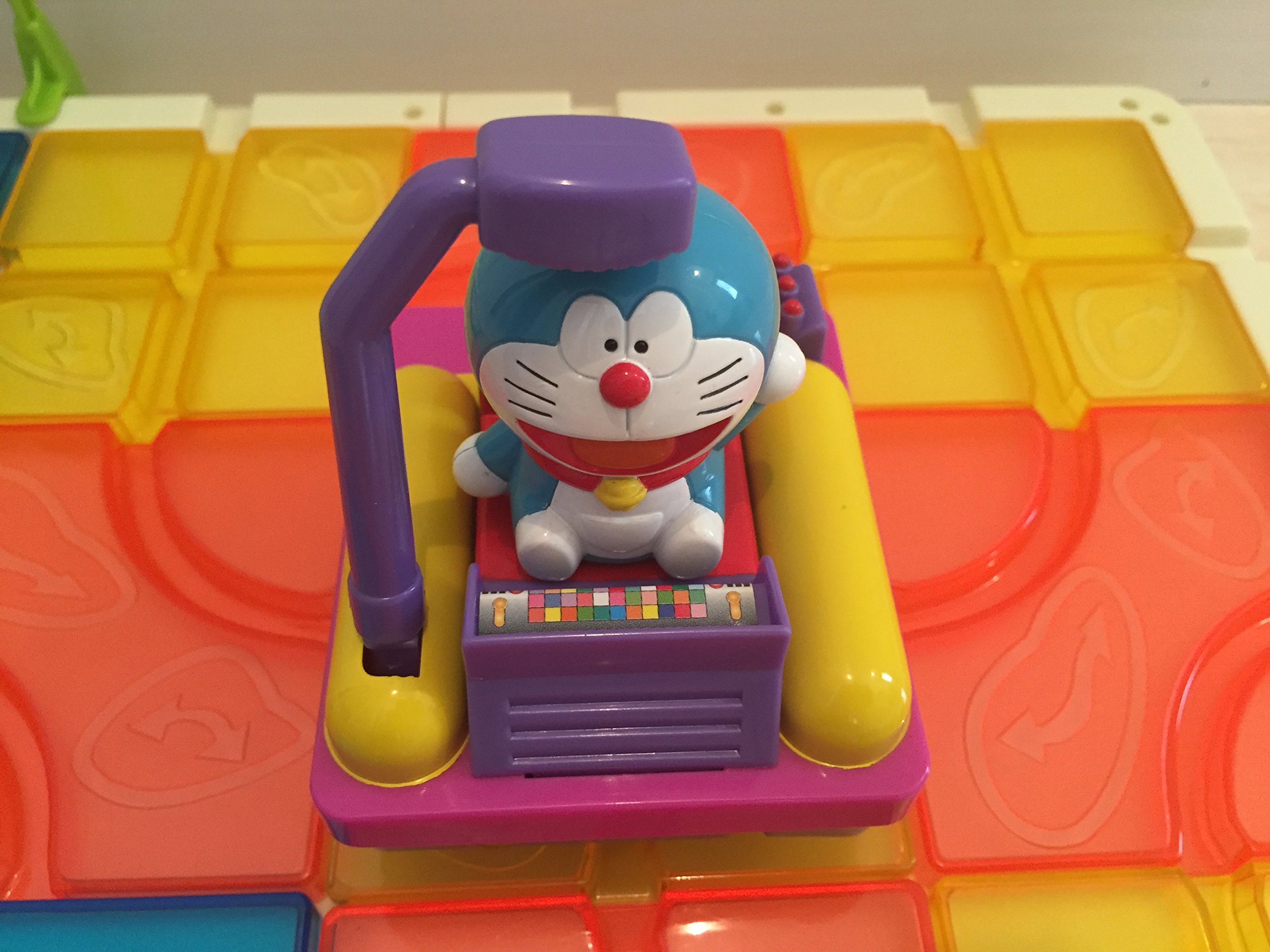 Amazon.co.jp: ドラえもんチクタクパニック : おもちゃ