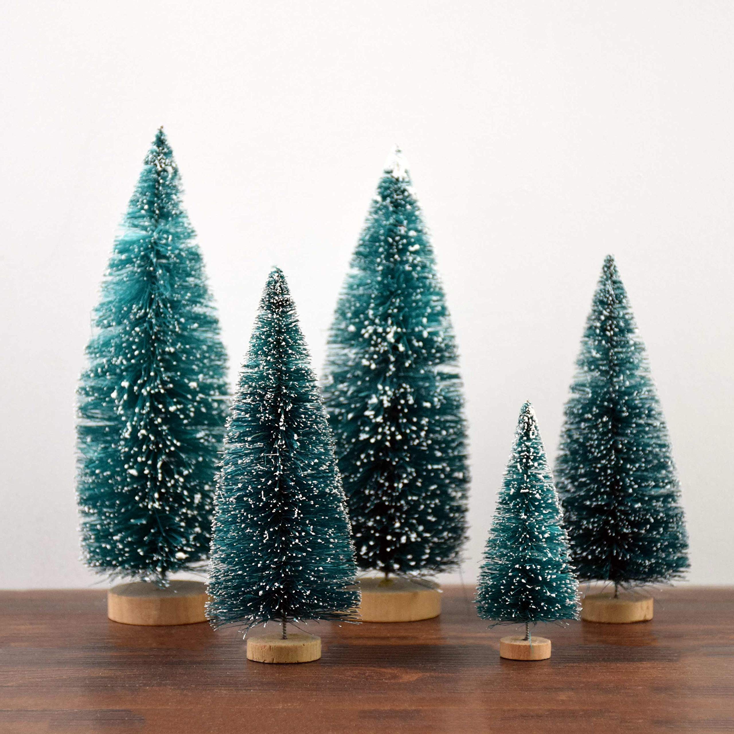 Achtergrondfoto Van Enkele Bomen Met De Vezels En De Dennenbomen Bedekt Witte Verse Sneeuw Sommige Pijnbomen Vol Image260524174 Achtergrondfoto Van Enkele Bomen Met De Vezels En De Dennenbomen Bedekt Witte Verse Sneeuw Sommige Pijnbomen Vol Image260524174