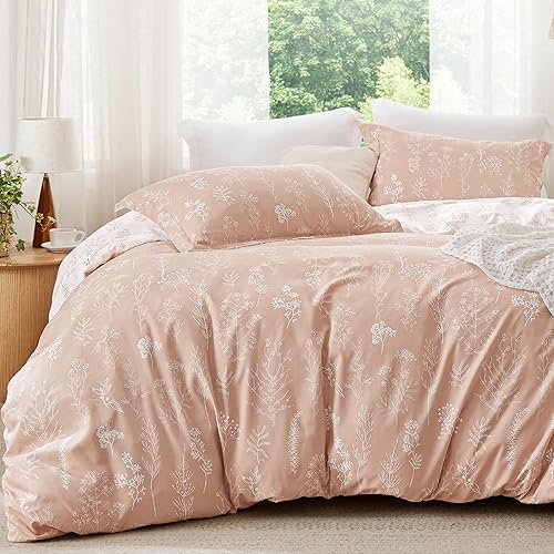 Bedsure Juego de edredón de tamaño Queen, color rosa polvoriento, lindo, floral, regalo para mujer, 3 piezas, 1 suave edredón reversible con flores
