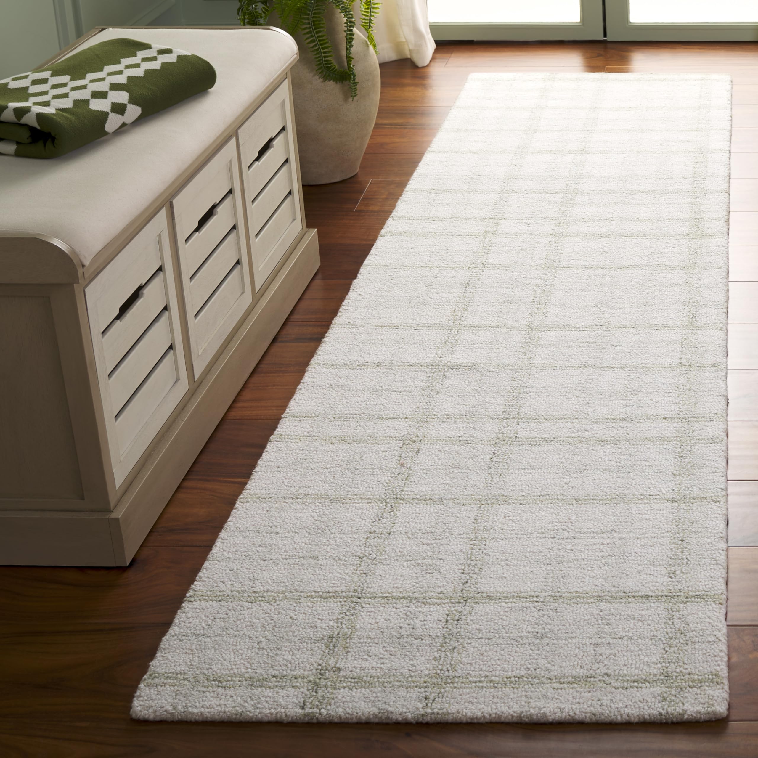 SAFAVIEH Contemporary Rug for Living Room, Dining Room, Bedroom - Abstract Collection, Short Pile, in Sage and Ivory, 69 X 274 cm