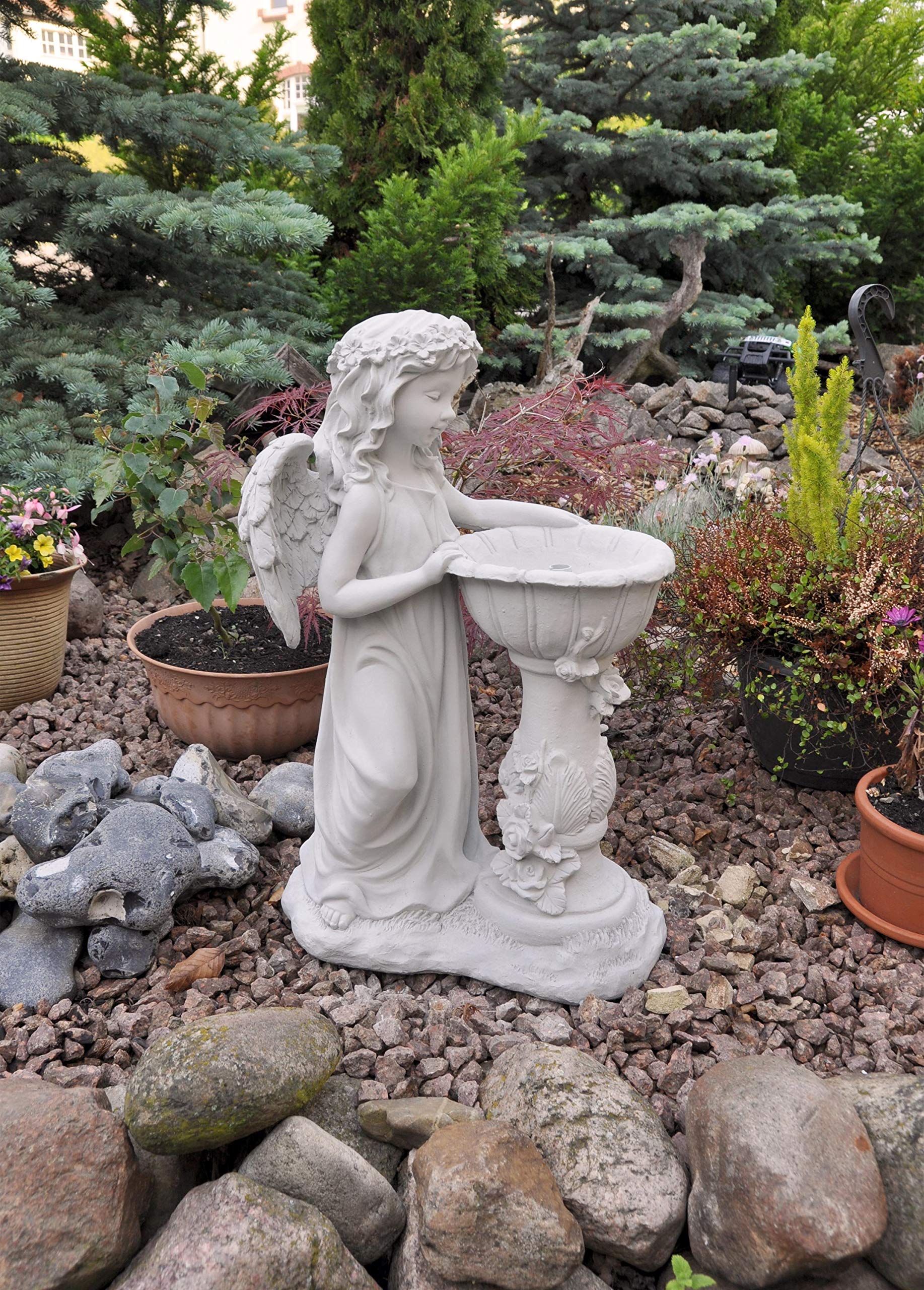 Wilai Angelo in piedi sulla fontana d'acqua, statuetta in pietra massiccia, gioco d'acqua, decorazione da giardino, resistente alle intemperie
