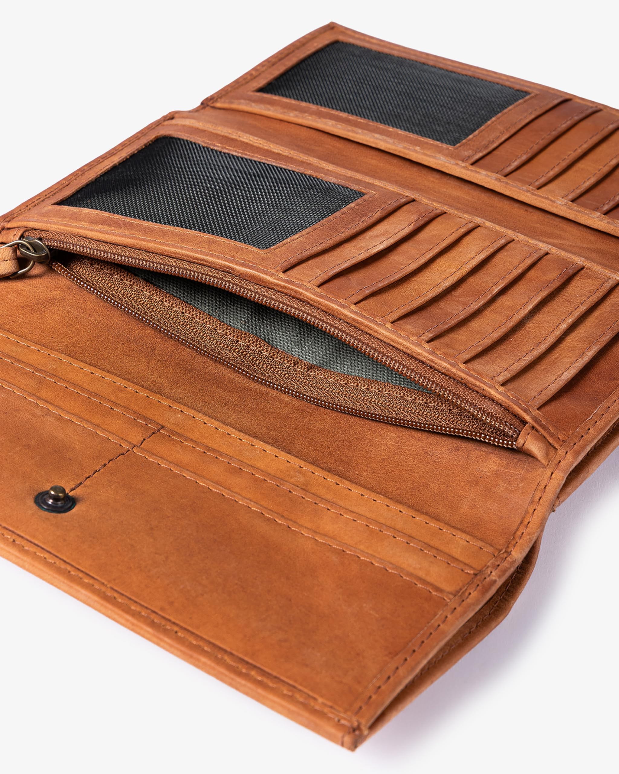 HOLZRICHTER Berlin – Große Damen Geldbörse aus Leder (No 4-3), Vintage, 11x19x3 cm, XXL Portemonnaie mit 22 Kartenfächern, 4 Hauptfächer und mittigem Münzfach Geldbeutel in Camel