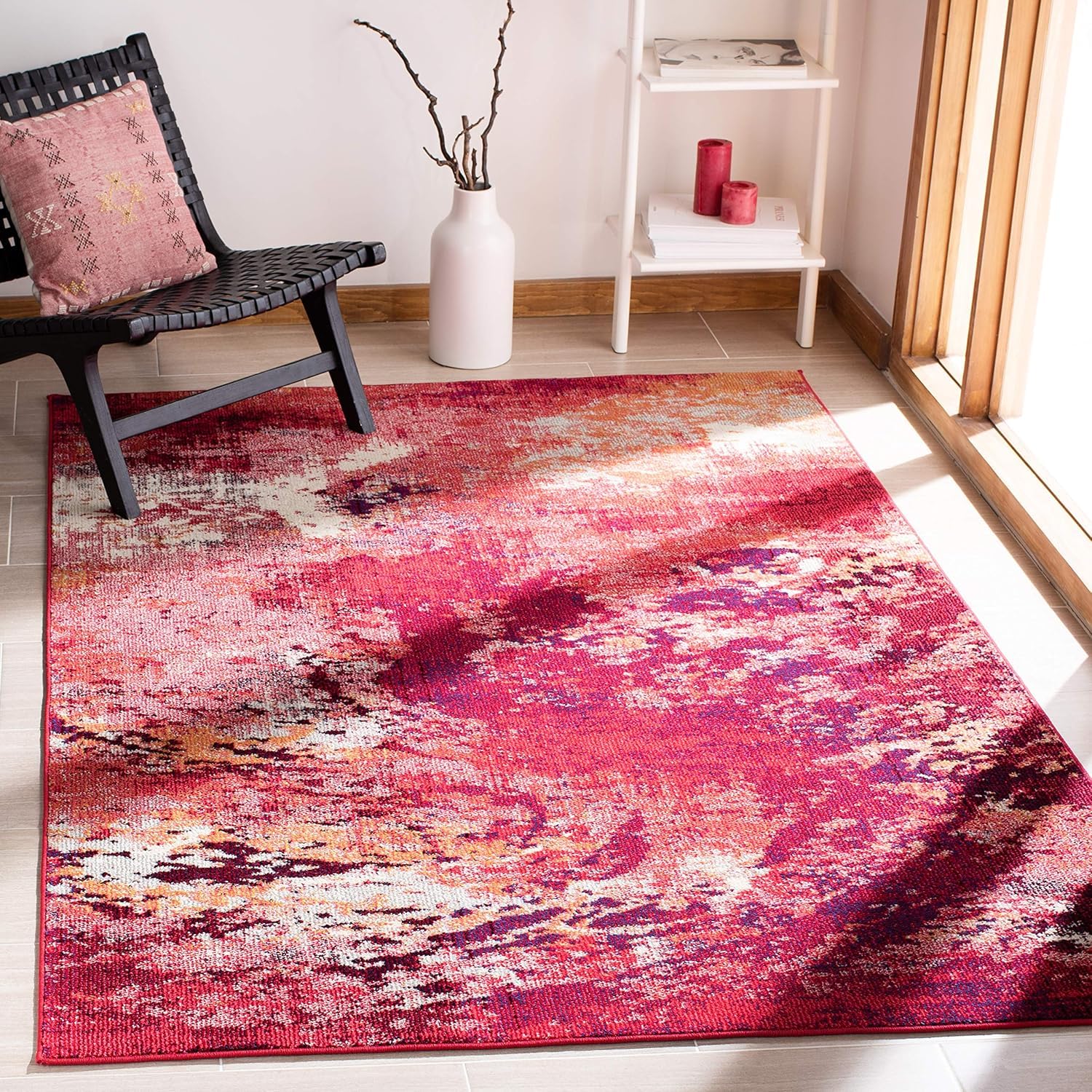 Tapis de zone salon abstrait rouge et violet pour votre décoration moderne