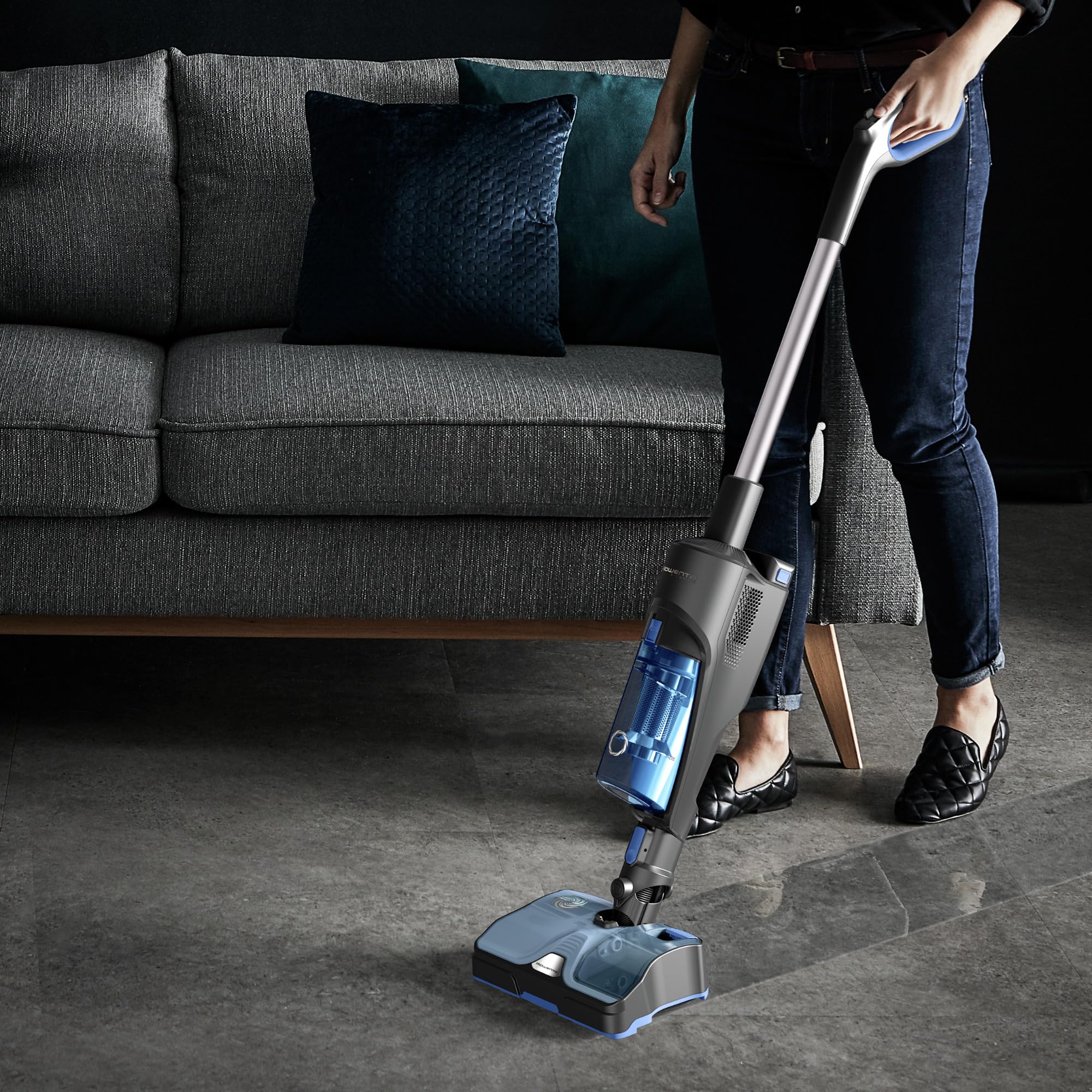 Rowenta X-Combo 2-in-1 Hybrid-Reiniger, Saugen und rotierendes Wischen gleichzeitig, 60 min. Autonomie, Ultra-leichtes Design, 3 Programme, einfacher freihändiger Moppwechsel, Blau-Schwarz, GZ3038