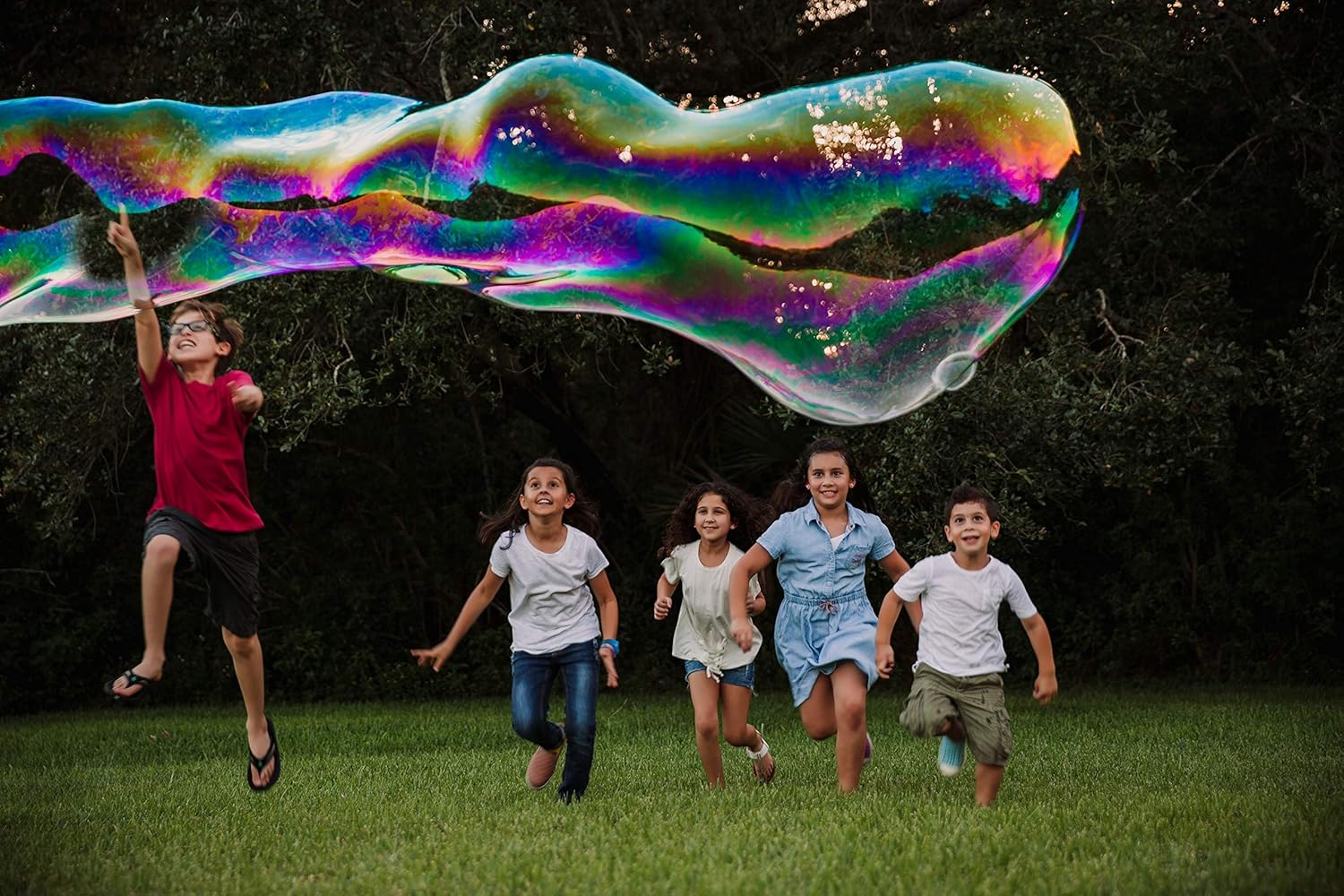 4 Big Bubble Wands & WOWMAZING Giant Bubble Powder Mix-6 Packets Makes 6 GALLONS | Turns Dish Detergent into Big Bubbles | Non Toxic Safe & Natural | Birthdays, Outdoor Family Fun for Girls & Boys
