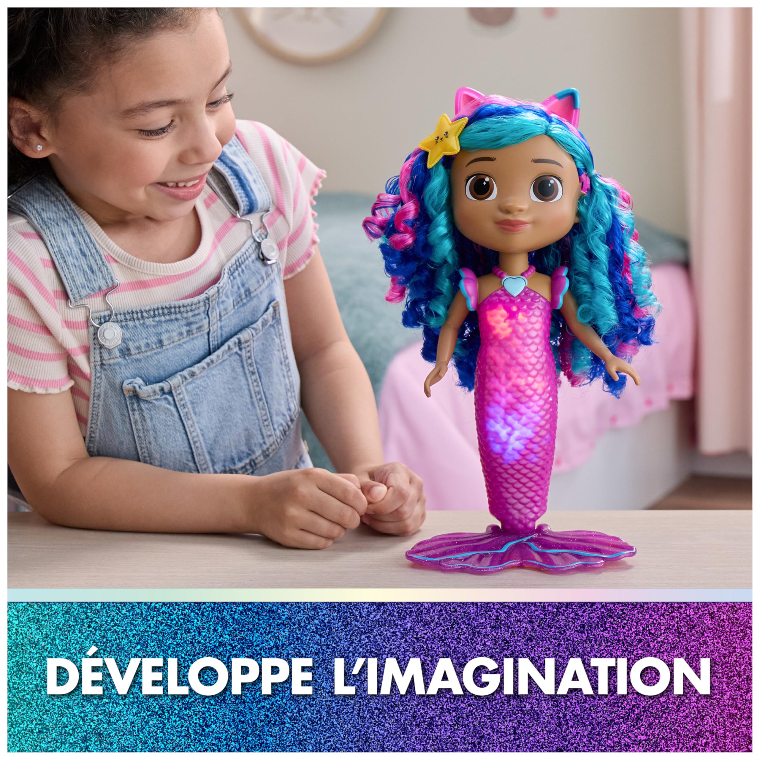 Gabby et la Maison Magique Le Film - Gabby Dollhouse - Poupée Sirène À Fonctions 35 Cm - 1 Figurine Et 2 Accessoires - Sons & Lumières - Dessin Animé Jouet Maison De Poupée - Jouet Enfant 3 Ans Et +