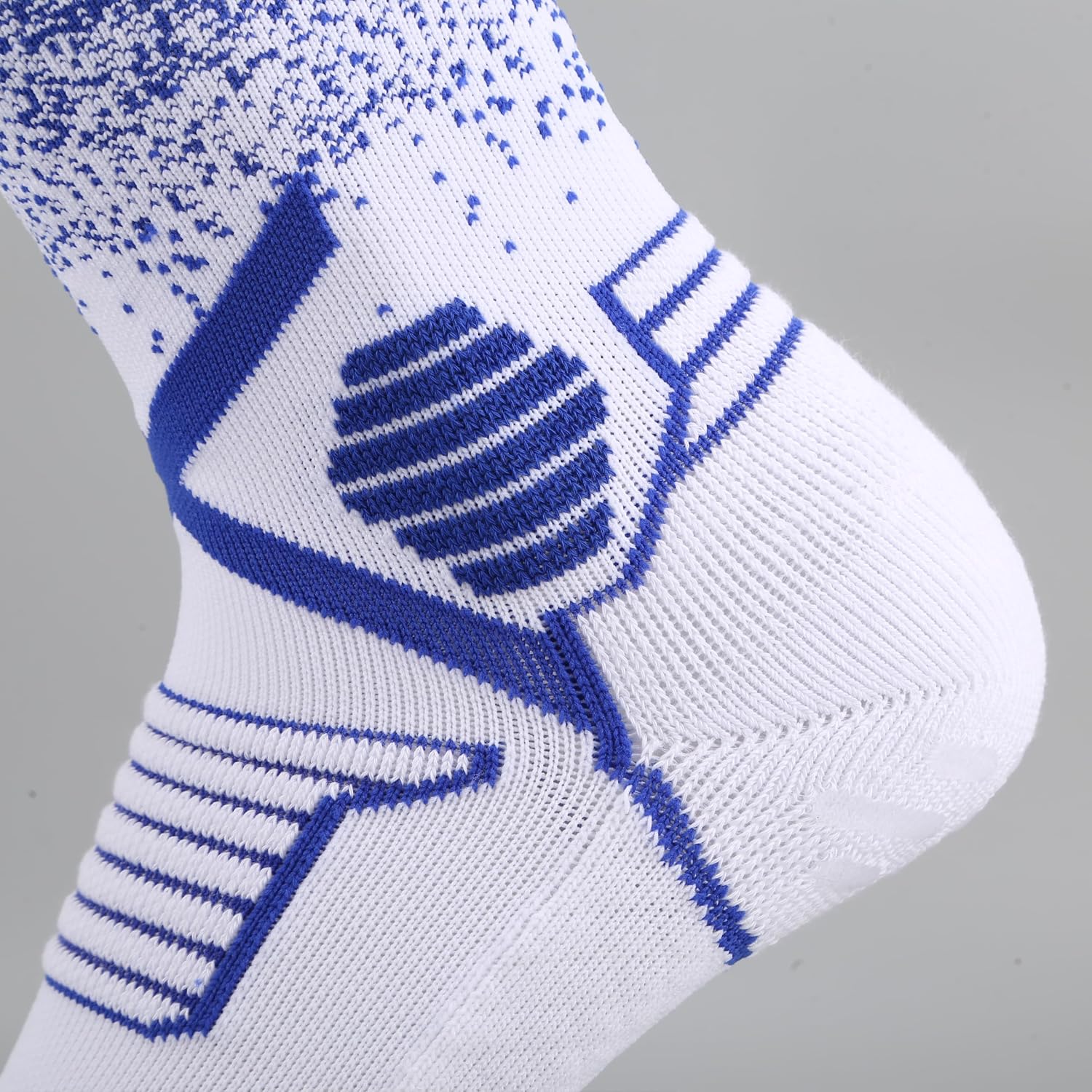 Grip Socks Soccer for Men&Women,Non-Slip Soccer Socks,Elite Compression Socks for Running Basketball （ men's size 6-11）