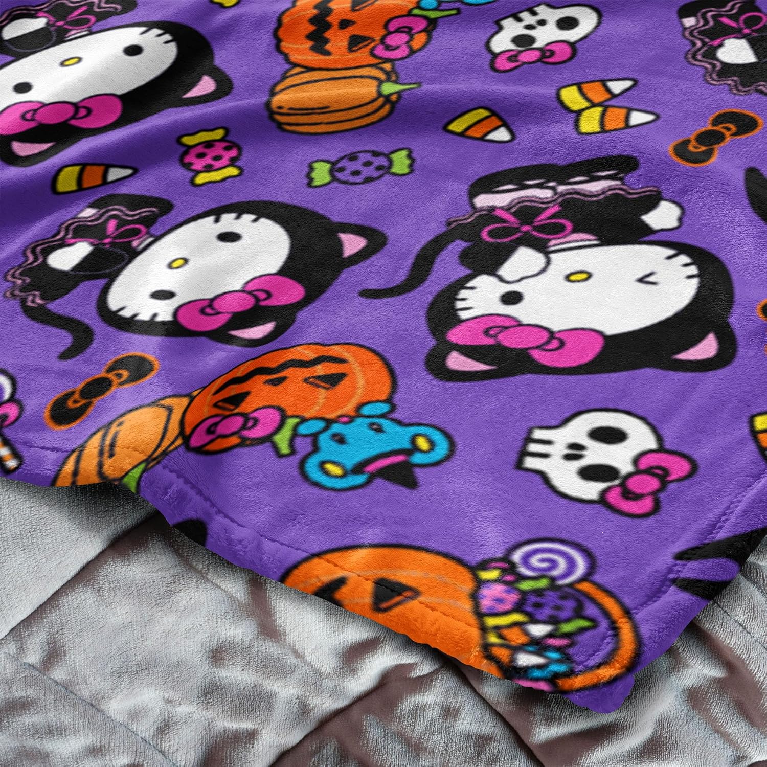 Hello Kitty Halloween Kitty Silk Touch Throw Blanket for Bed and Couch, Cozy, Soft & Lightweight, Spooky Blankets, 50x70 inches