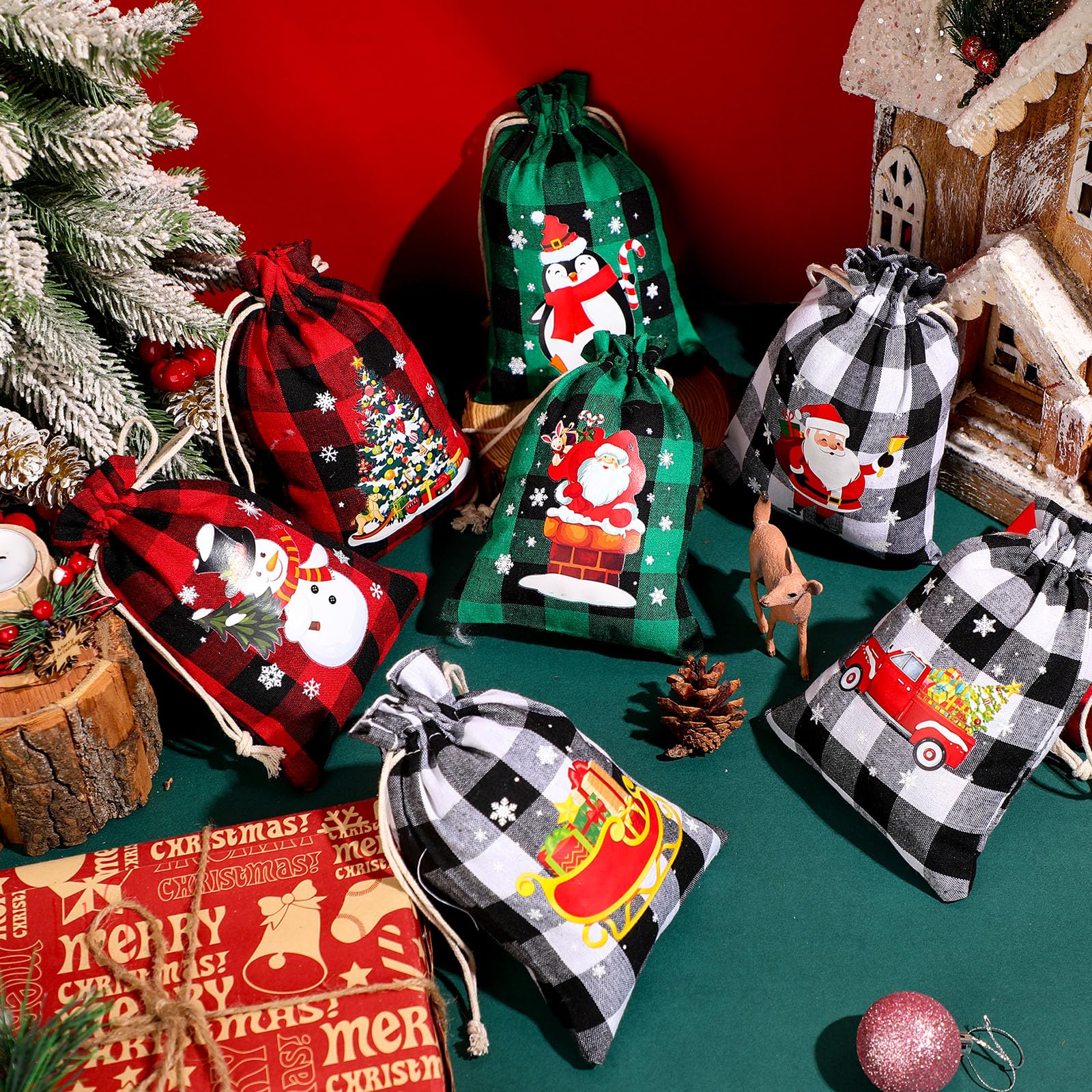 Shappy Lot de 24 sacs cadeaux de Noël en toile de jute avec cordons de serrage - Petits sacs cadeaux de Noël pour Noël, vacances, Nouvel An, fournitures de fête (25,4 x 20,3 cm, style élégant)