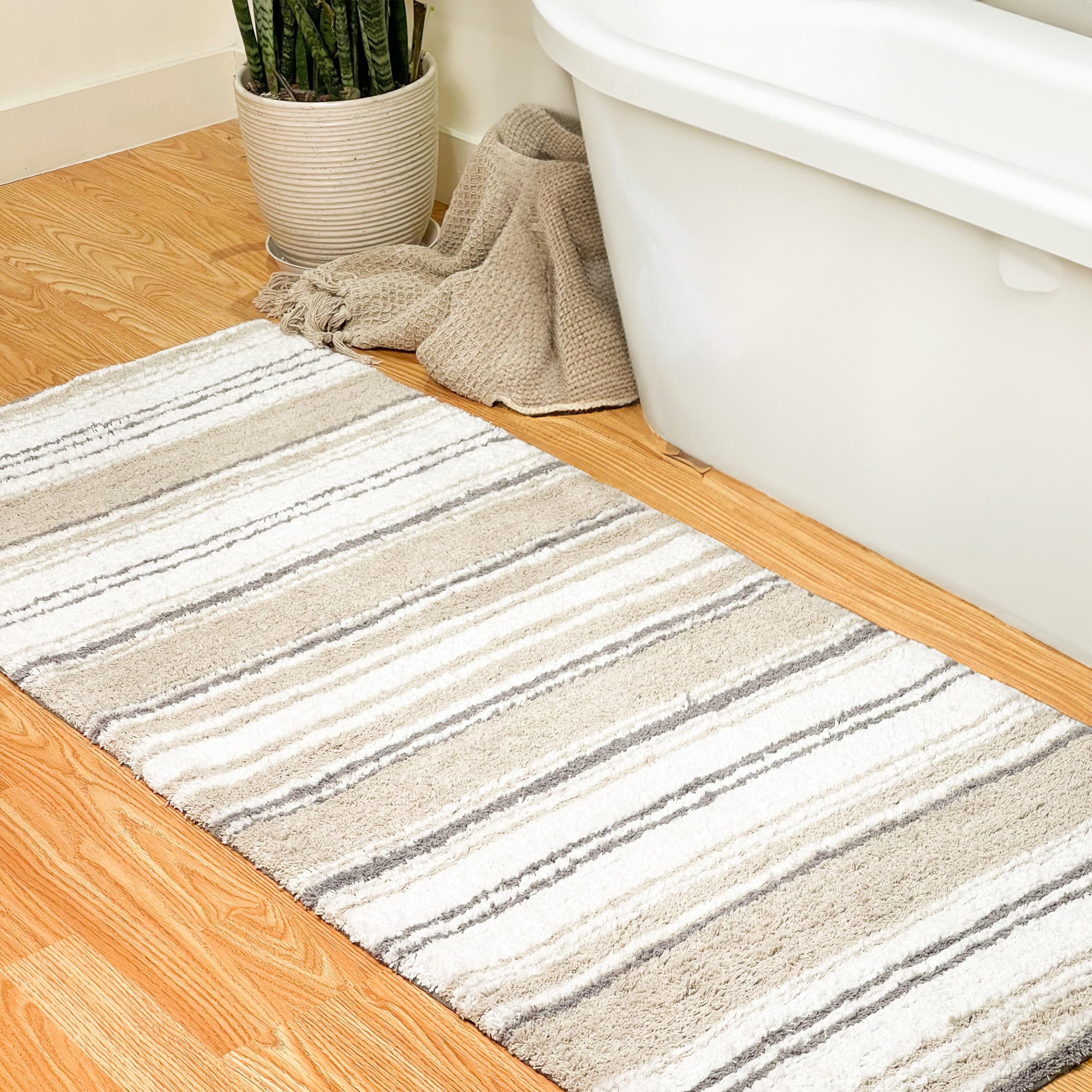 Chardin home Maui Bath Rug Runner with Skid Resistant Latex Spray Underneath. White-Beige, 24" W x 60'' L