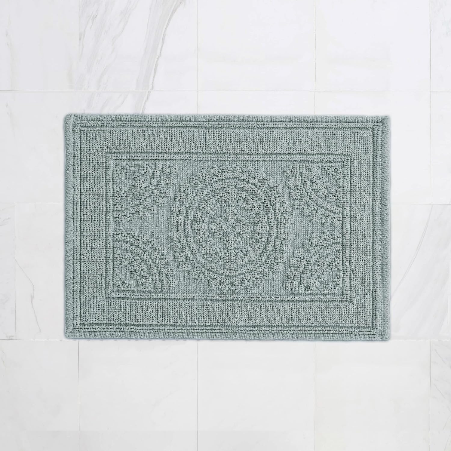 Jean Pierre New York Cotton StoneWash Medallion 17x24 in