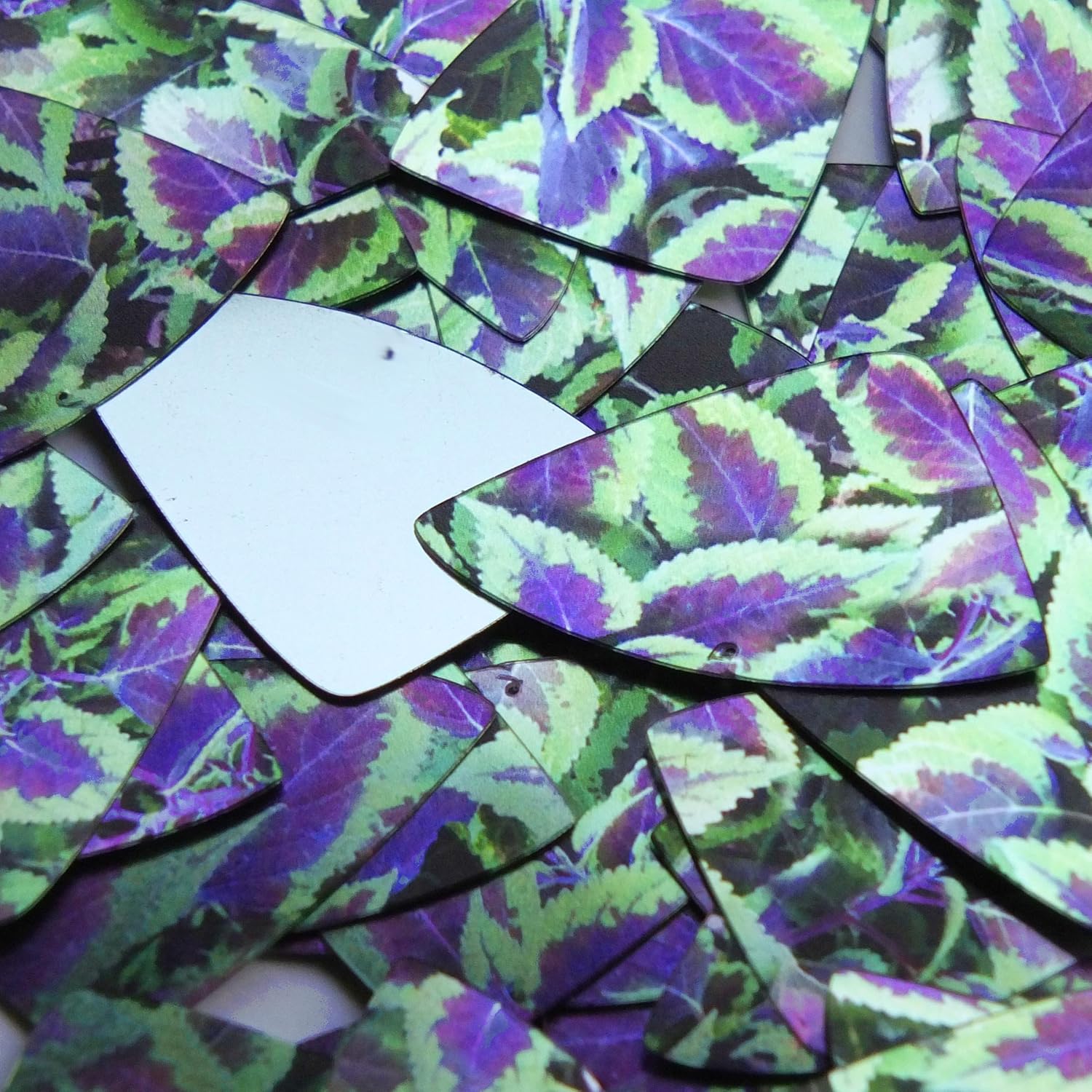 Sequin Purple Green Coleus Foliage Leaf Fishscale Fin 1.5 inches Couture Loose Paillette Sequins