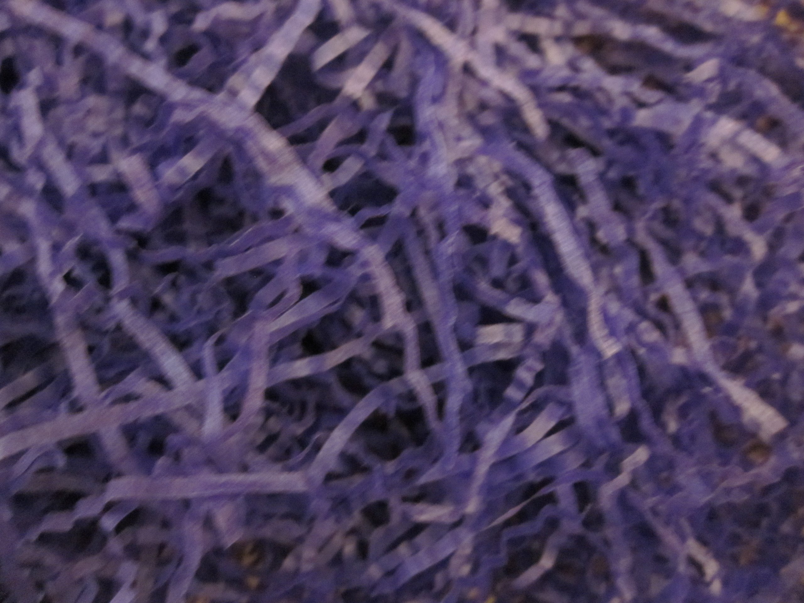 Purple 500g Grams Luxury Extra Soft Shredded Tissue Paper Hamper/Gift Packaging Filler - Acid Free