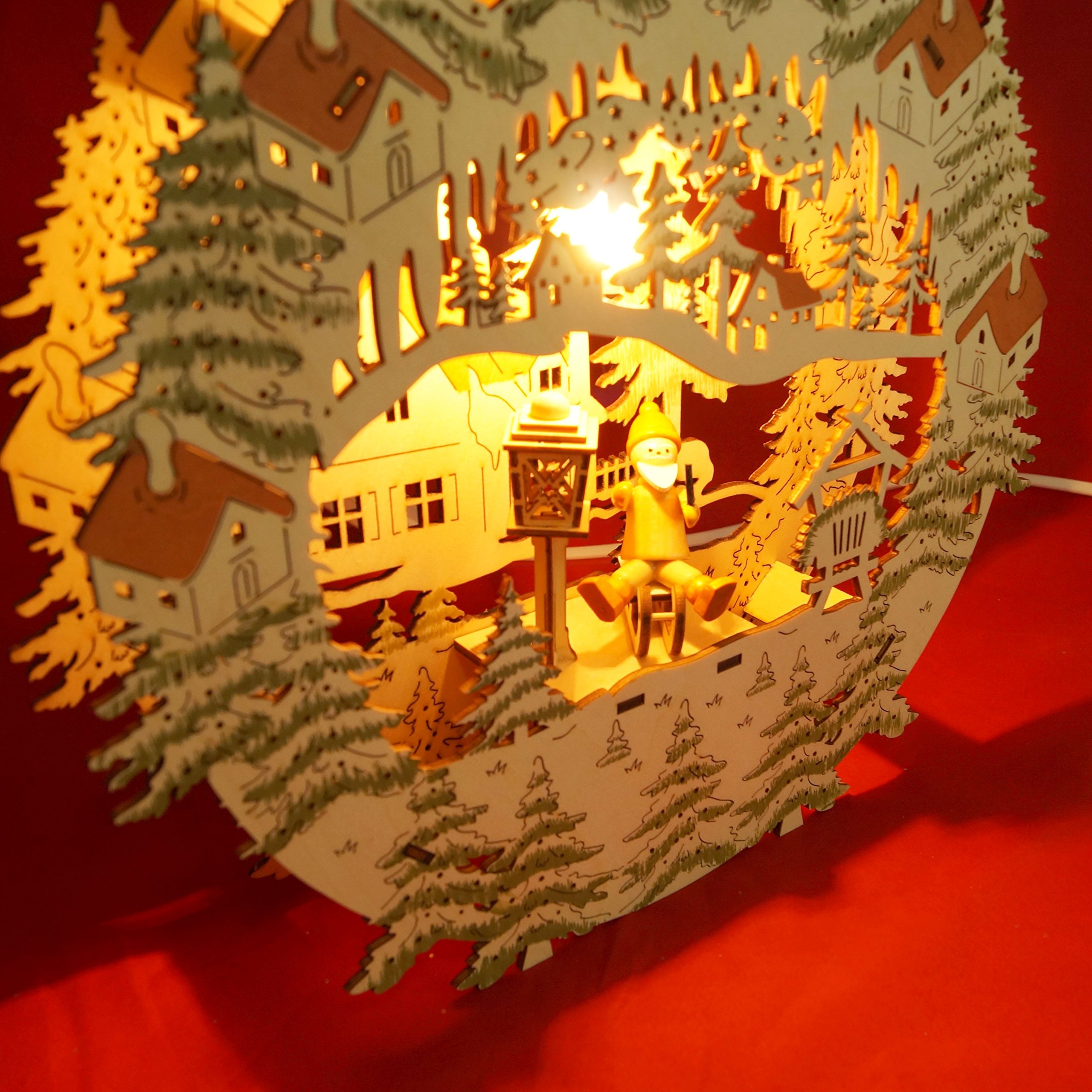 Wichtelstube-Kollektion Fensterbild beleuchtet Weihnachtsmann auf Schlitten Weihnachtsdeko für das Fenster Holz, 29,5 x 5 x 30cm Fensterbilder Weihnachten