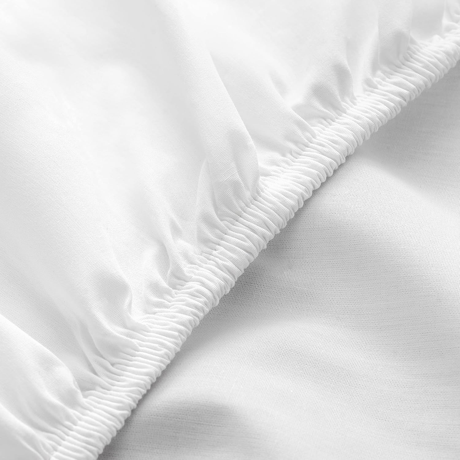 WELSPUN BASICS 100% Cotton Percale Solid Sheet Sets | Full | White | Soft & Cool | Durable Bed Sheet Set | Oeko-Tex Certified | Made in Green | 1 Flat Sheet 1 Fitted Sheet 2 Standard Pillowcases