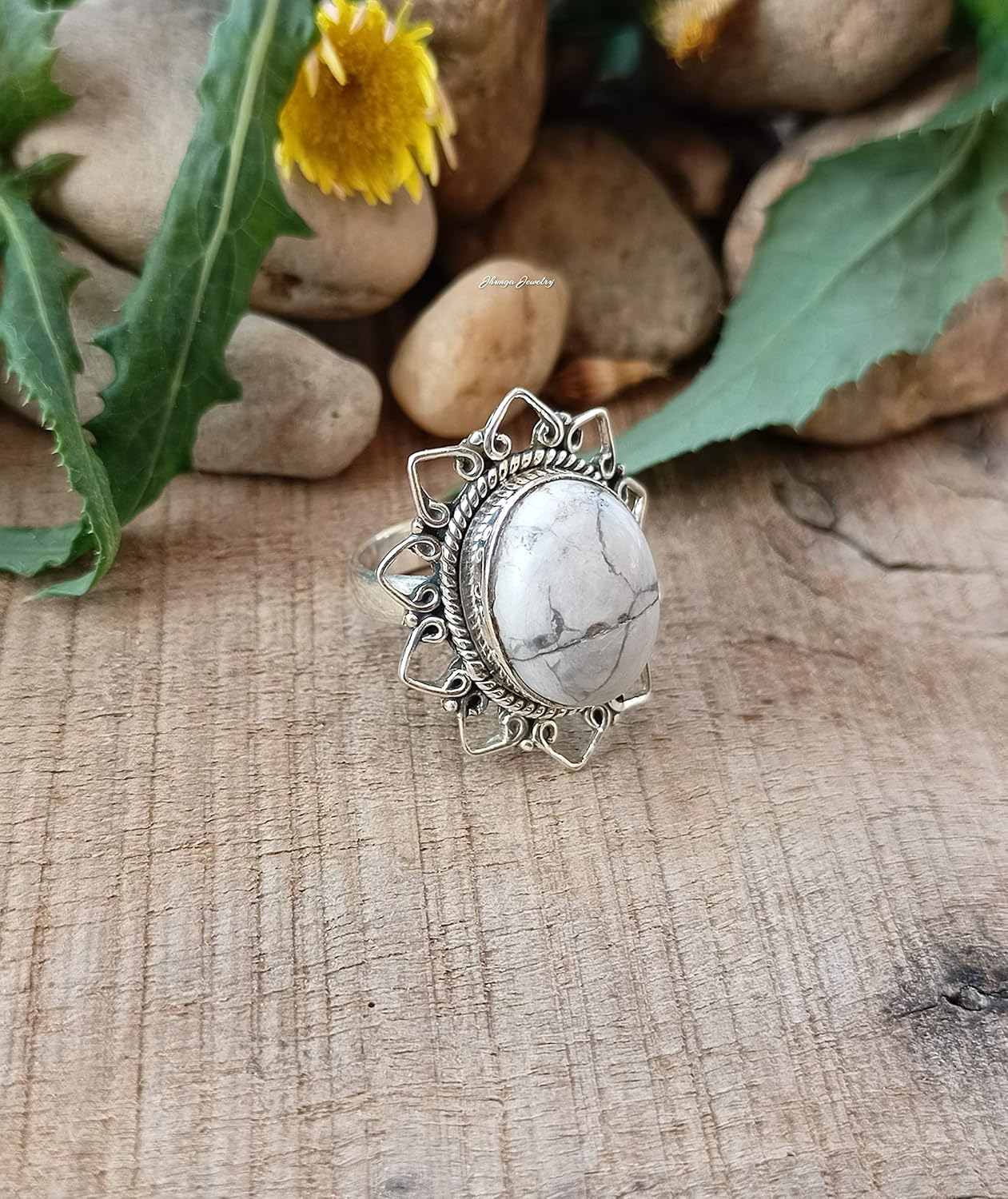 White Howlite Ring, Sterling Silver Ring, Antique Ring, Oval Shape Ring, Boho Style, Turquoise Howlite Ring, Promise Ring, Buffalo Ring, Bridesmaids Gift, Healing Crystal, Gypsy Ring, Vintage Style