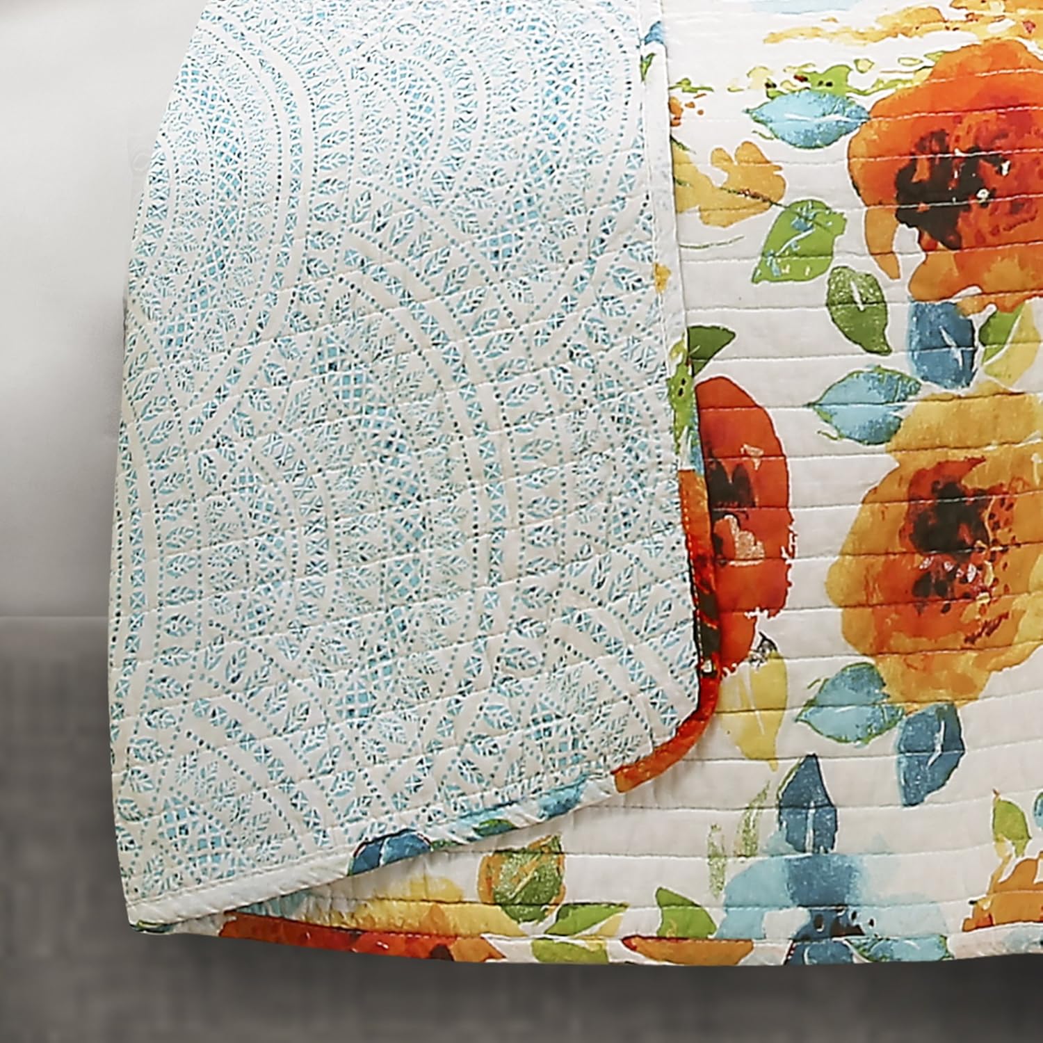 Lush Decor 3 Piece Percy Bloom Quilt Set, Full/Queen, Tangerine and Blue