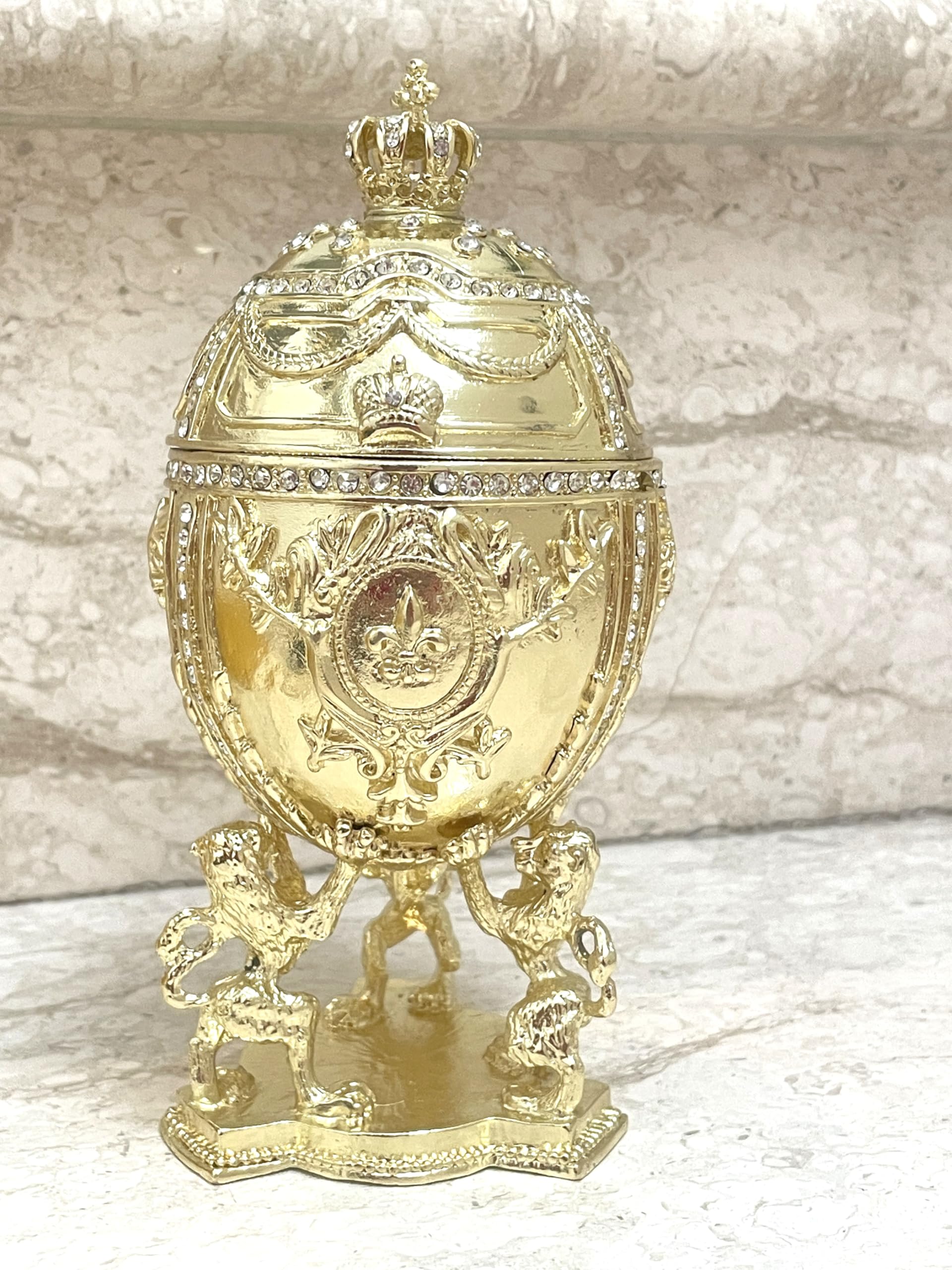 Œuf de designer Fabergé style russe le cadeau d'anniversaire idéal