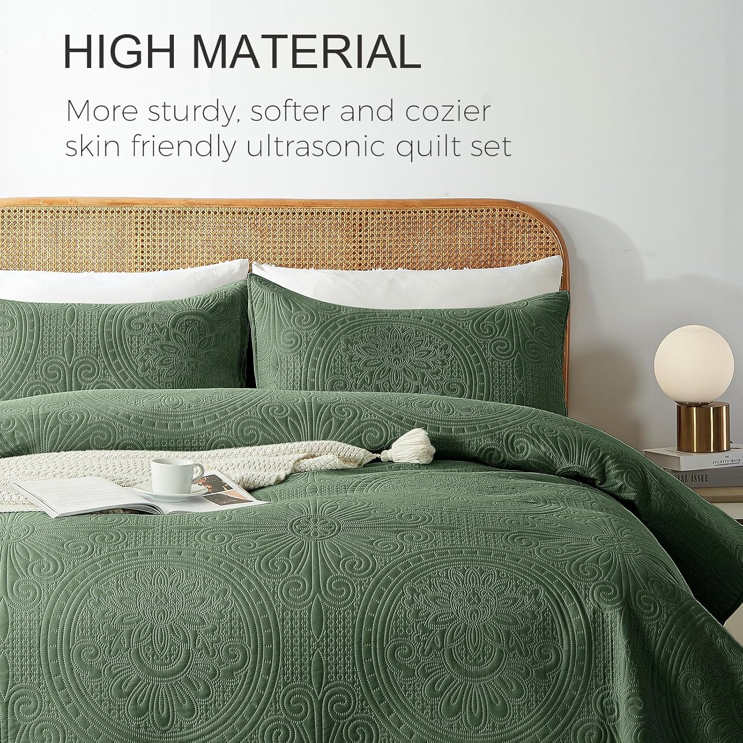WURUIBO King/Cal King Quilt Set Olive Green,Ultrasonic Embossed Bedspread, Lightweight Microfiber Coverlet, Modern Thin Bedding Set for All Season, 3 Piece(1 Quilt,2 Pillow Shams)