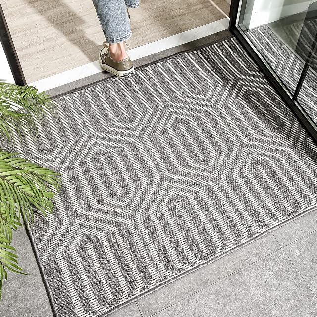 Geometric Diamond Grey Indoor Door Mat, Non Slip Absorbent Resist Dirt Entrance Rug, 20"x 32" Pattern Grey Doormat Machine Washable Barrier Mat Dirt Trapper Low-Profile Inside Floor Door Mat Carpet