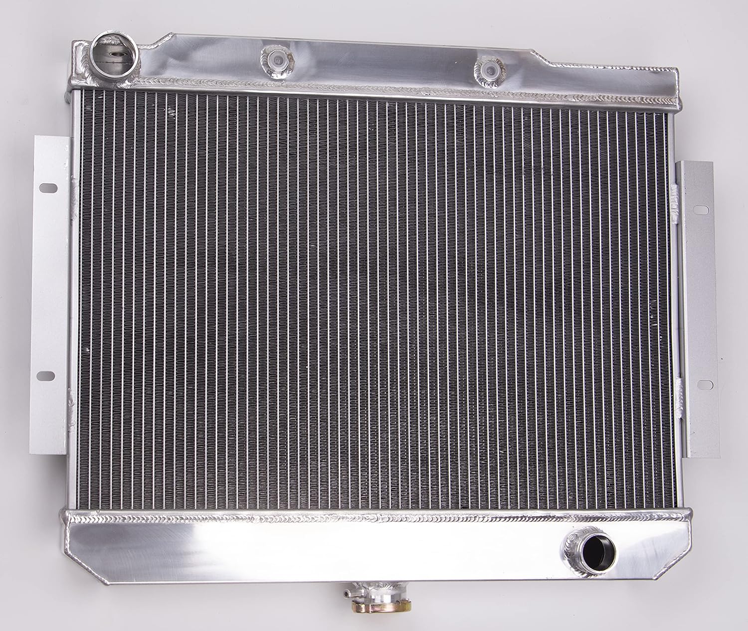 3 Rows Aluminum Radiator For 1972-1986 Jeep CJ CJ5,CJ6,CJ7 Scrambler Chevy Engine V8 Models., 22 Inch H x 27 Inch W