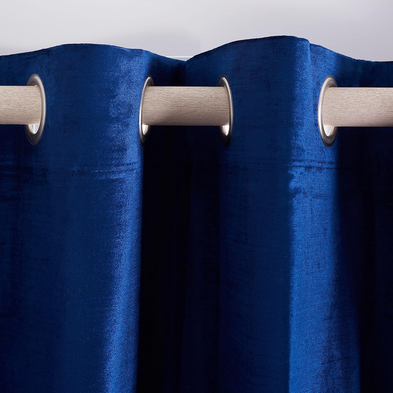 Safavieh Home Collection Creslia Royal Blue Grommet Window Panel Curtain Treatment (52" x 96")