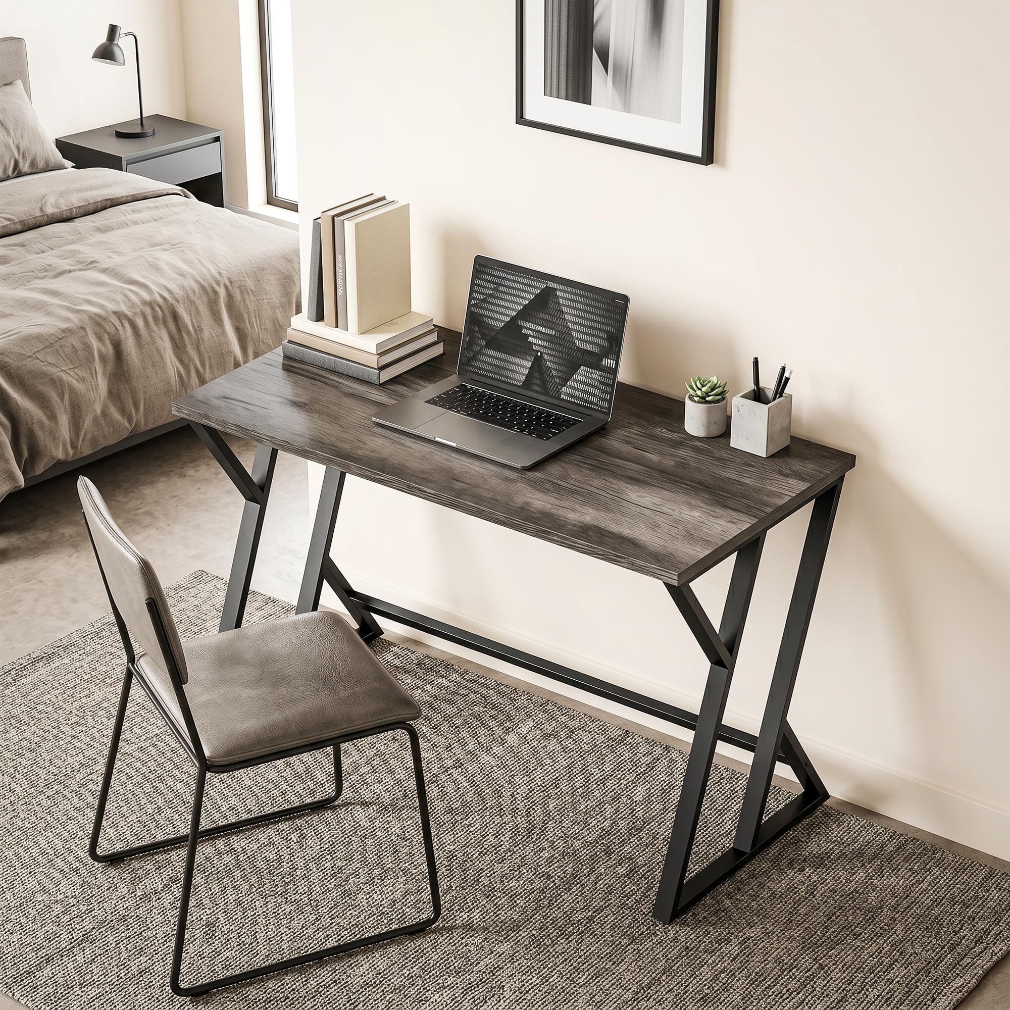 HOMCOM Scrivania per computer con base metallica a Z 120x60cm grigia | Scrivania da ufficio, aspetto legno, design industriale, per ufficio, studio, camera da letto, spazi piccoli