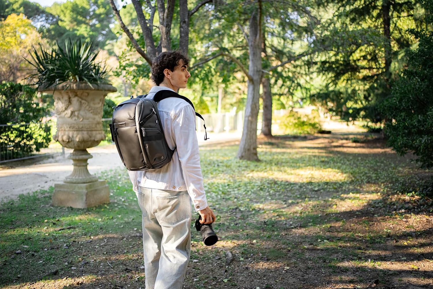 VANGUARD VEO Metro B20L Camera Backpack, Black