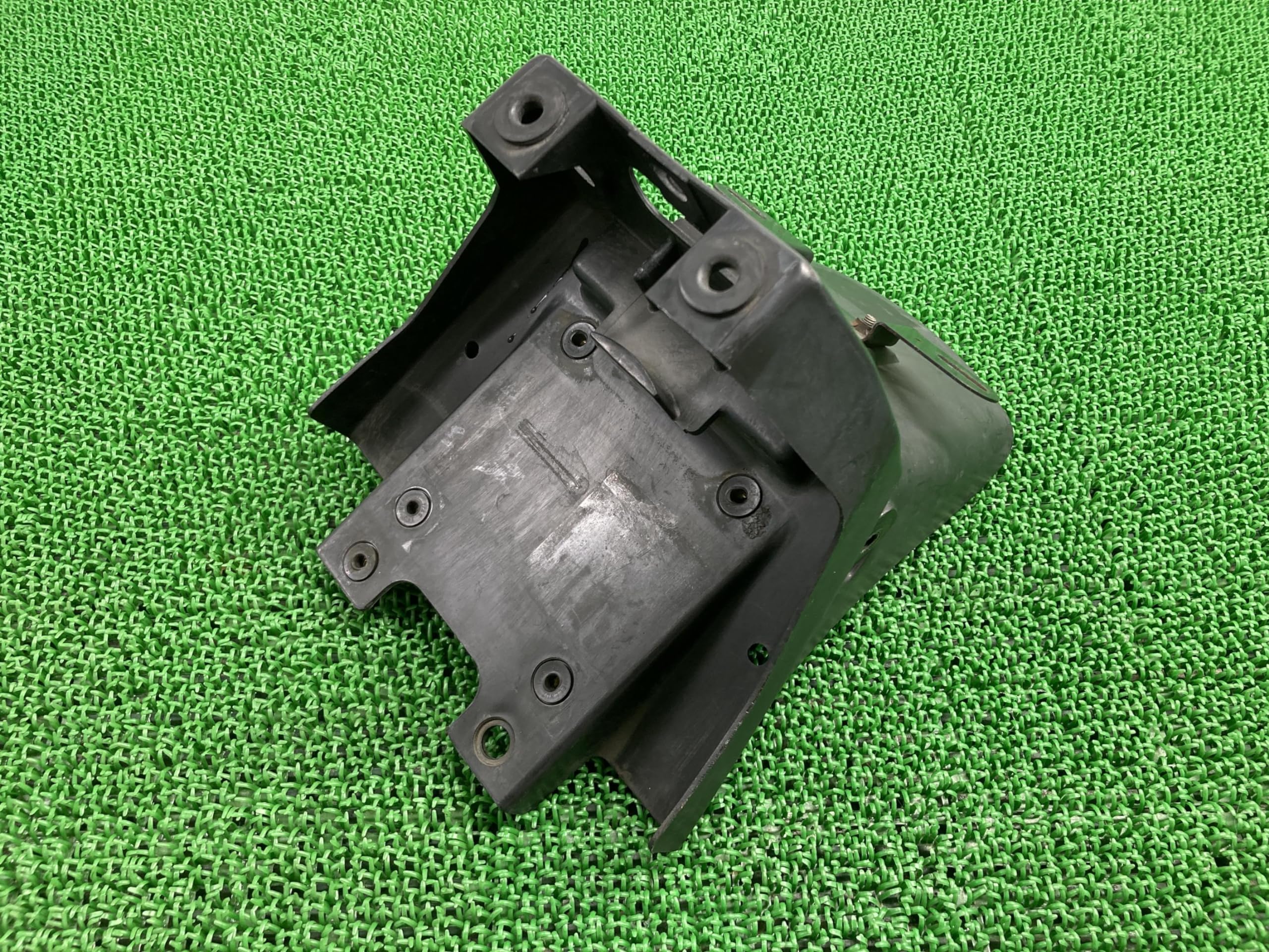 割れ無.ゼファー400χ.ZR400G.純正リアフェンダー.ゼファーカイ後ろ