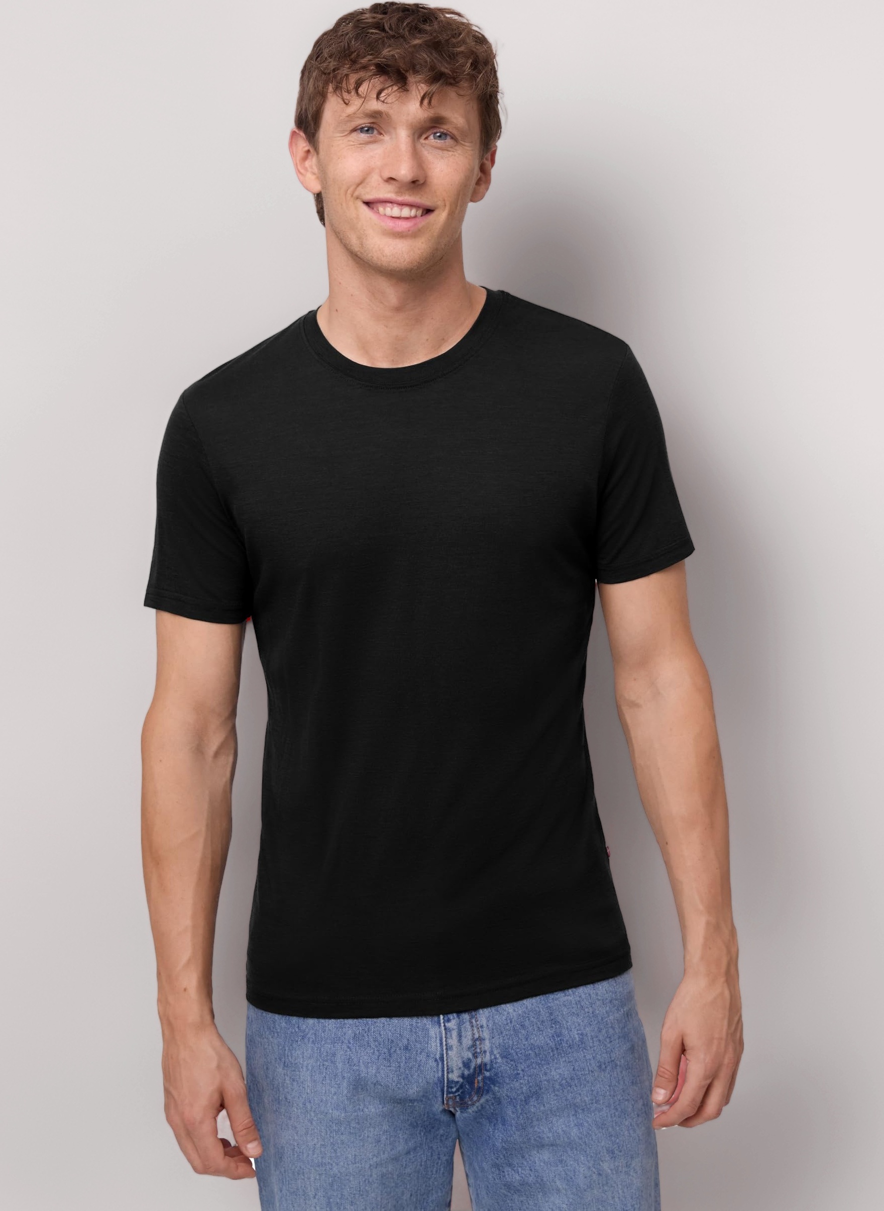 100% Merino Wool T Shirt Mens, Lightweight & Odour-Resistant Undershirt, Soft, Moisture-Wicking, for Men, 1 or 2-Pack
