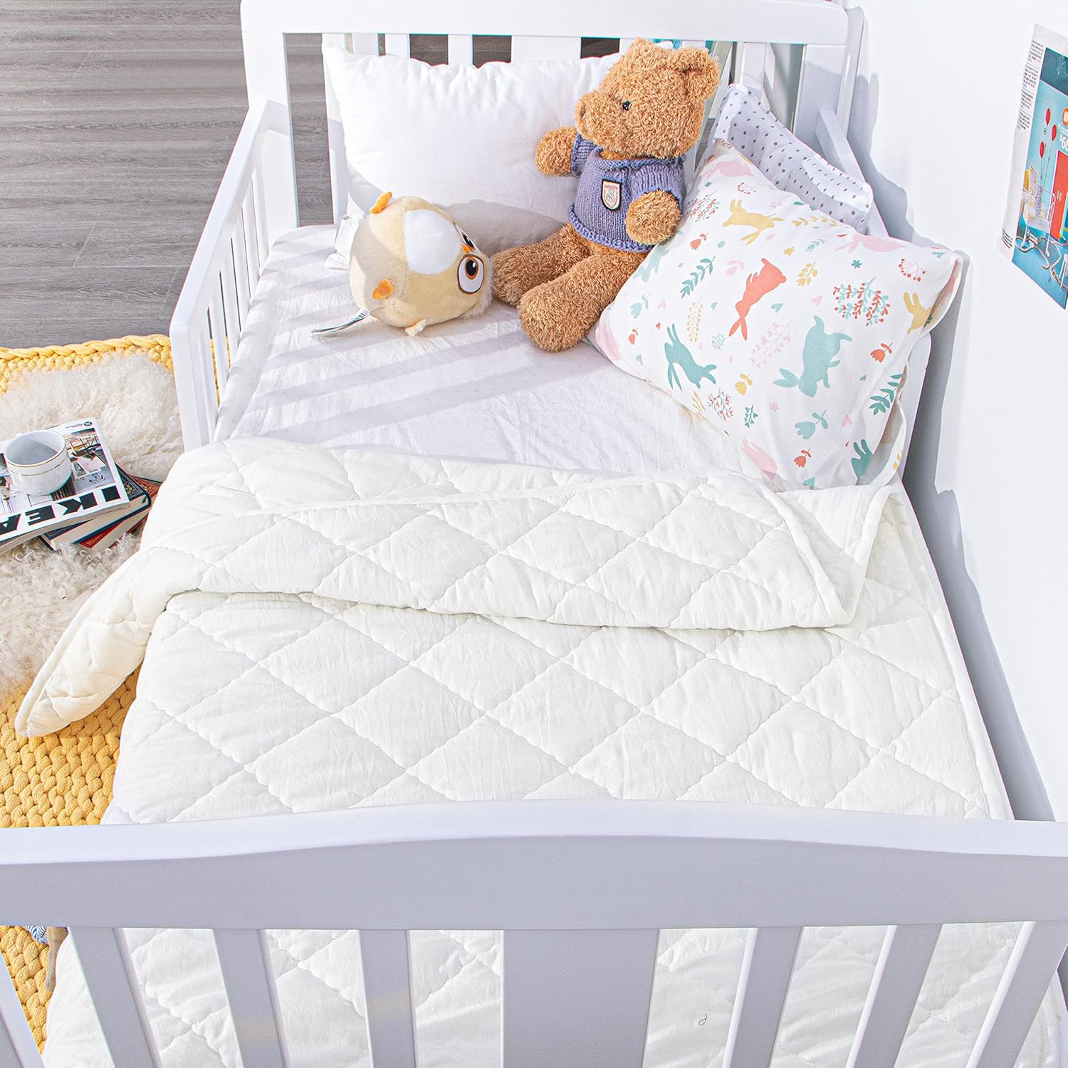 NTBAY Down Alternative Oversized Toddler Comforter, Super Soft and Warm Solid Color Baby Crib Quilted Blanket, 43x60 inches, White