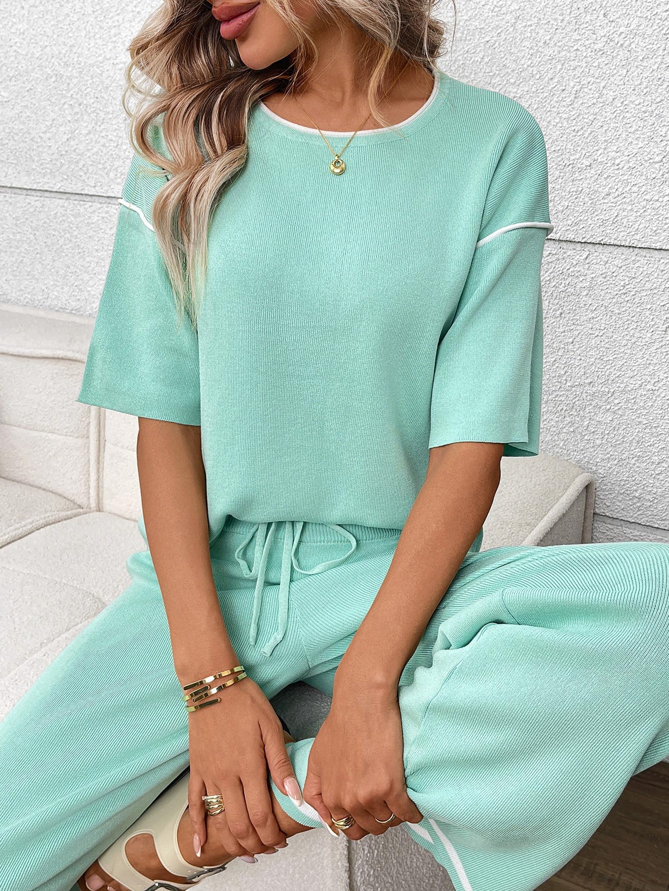 Genérico Conjunto De Dos Piezas De Verano para Mujer: Top De Manga Corta Y Pantalón De Pierna Ancha. Conjunto Deportivo Suave Y Ligero, Elástico, Informal, Ideal para Vacaciones Y para Viajar.