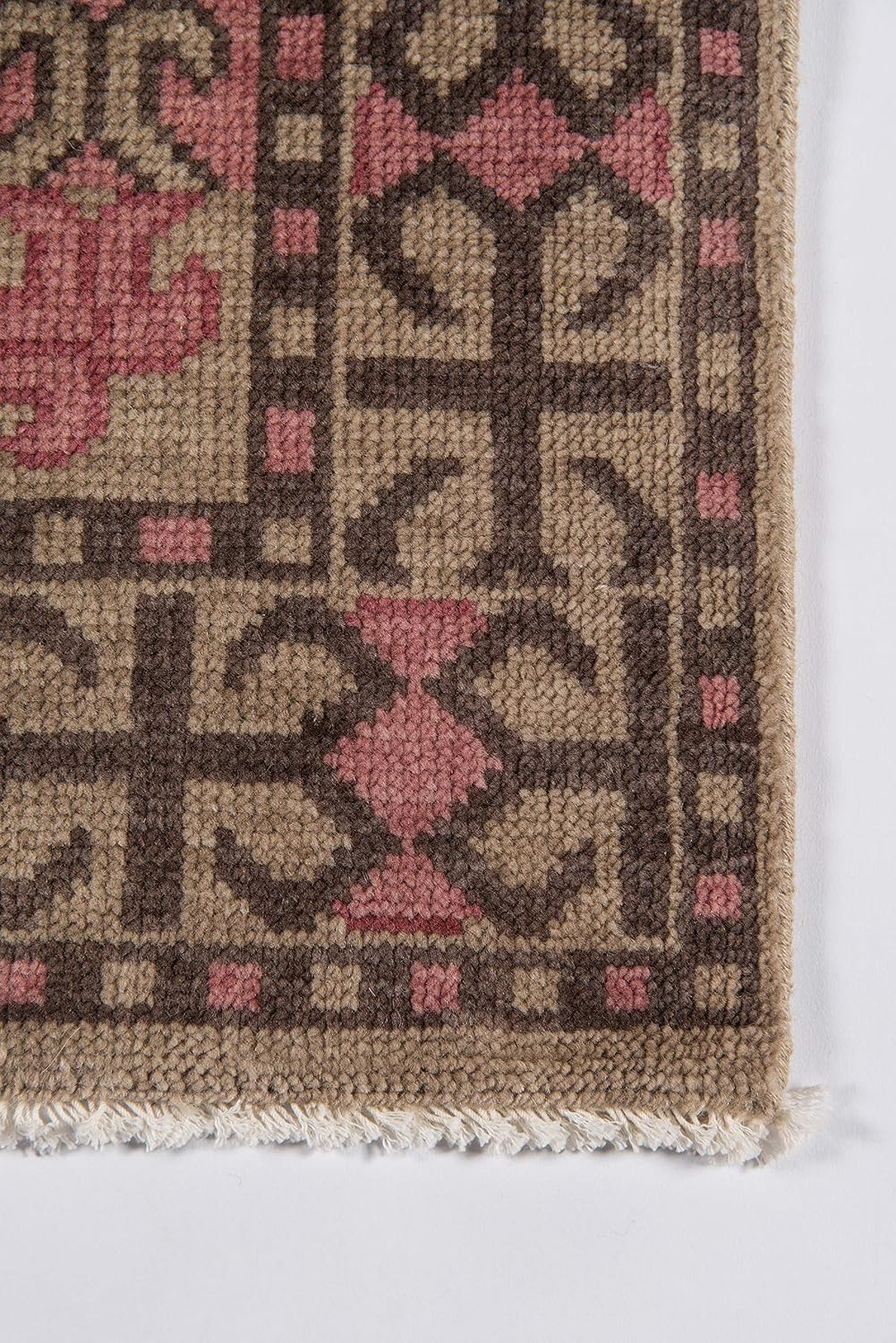Momeni Banaras Pink Traditional Rugs 7'6" X 9'6"