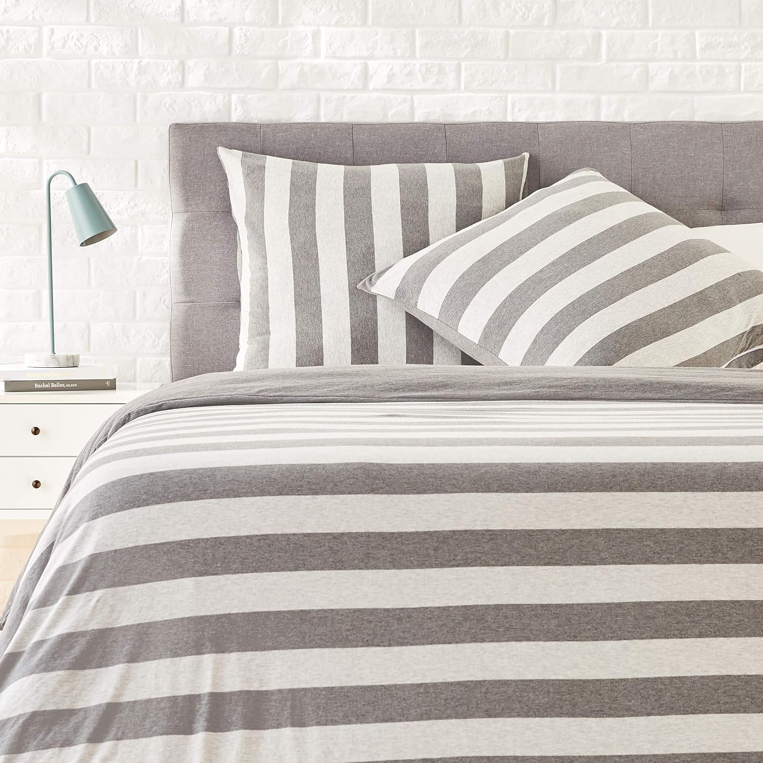 AmazonBasics Jersey Duvet Cover Set, broad Stripes 240 x